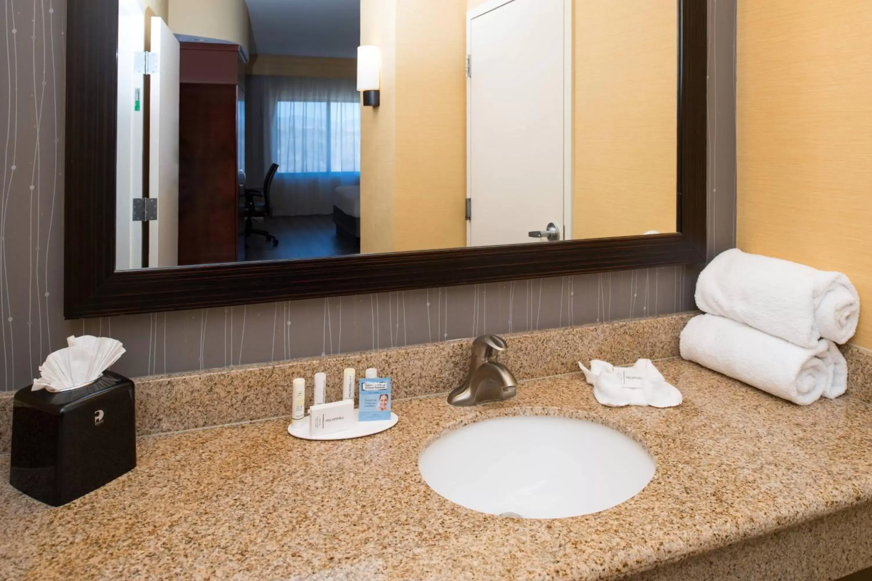 Photo of the whole room, Bathroom in Courtyard by Marriott Victorville Hesperia