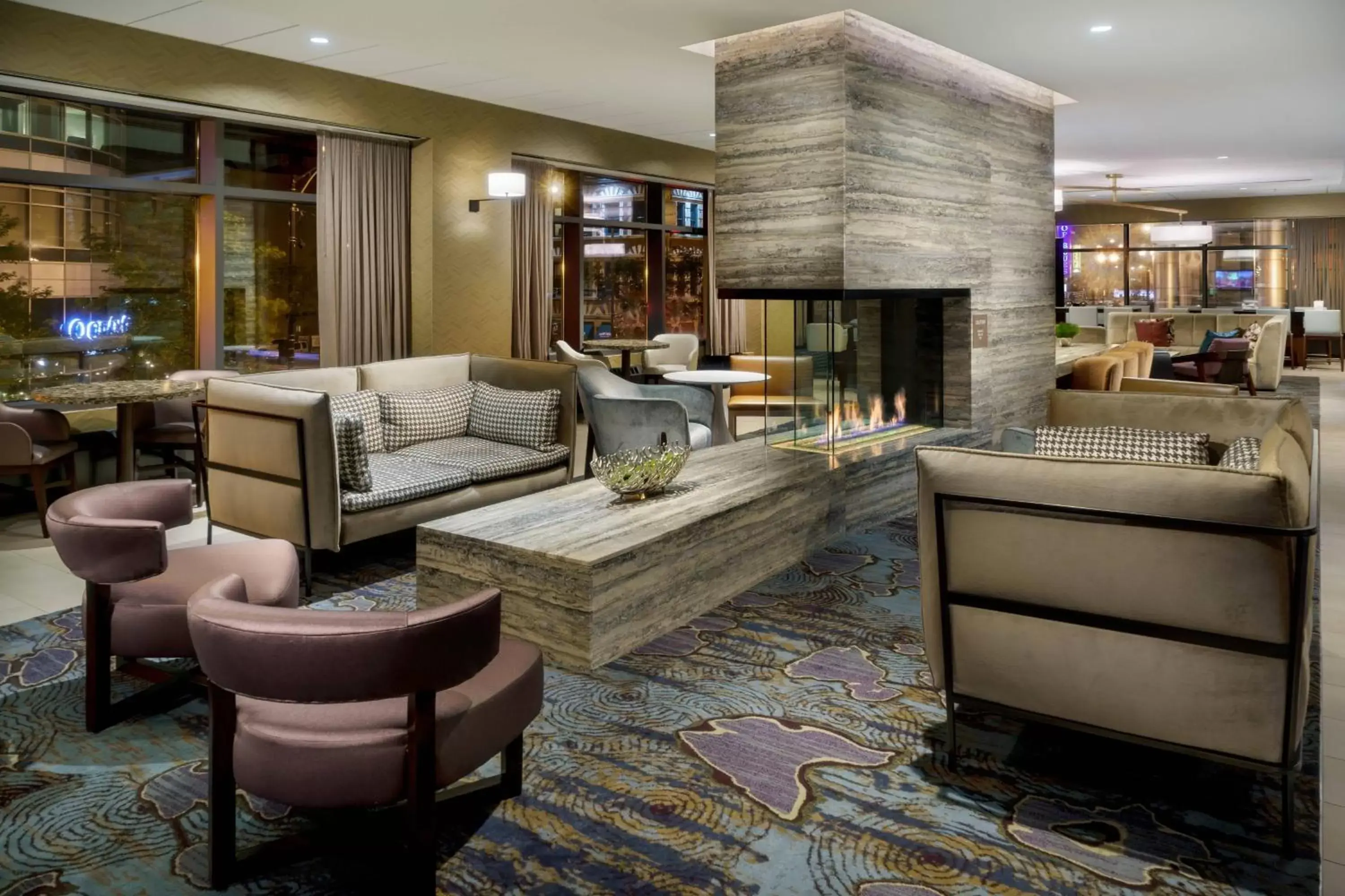 Lobby or reception, Lounge/Bar in Residence Inn by Marriott Chicago Downtown/River North