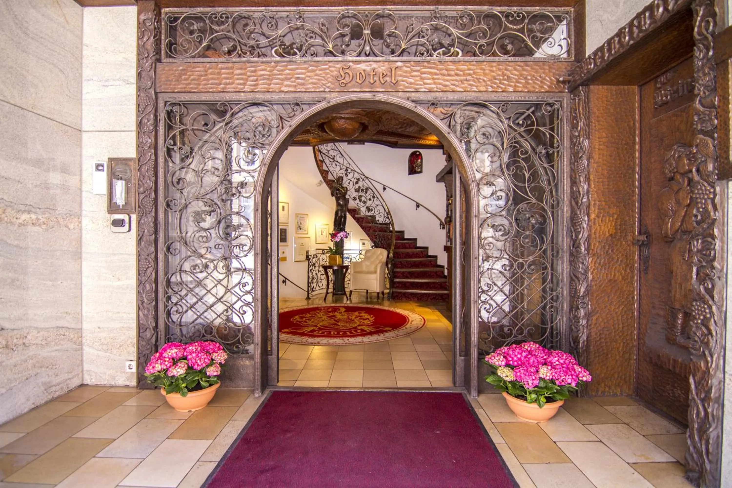 Facade/entrance in Zur Weinsteige