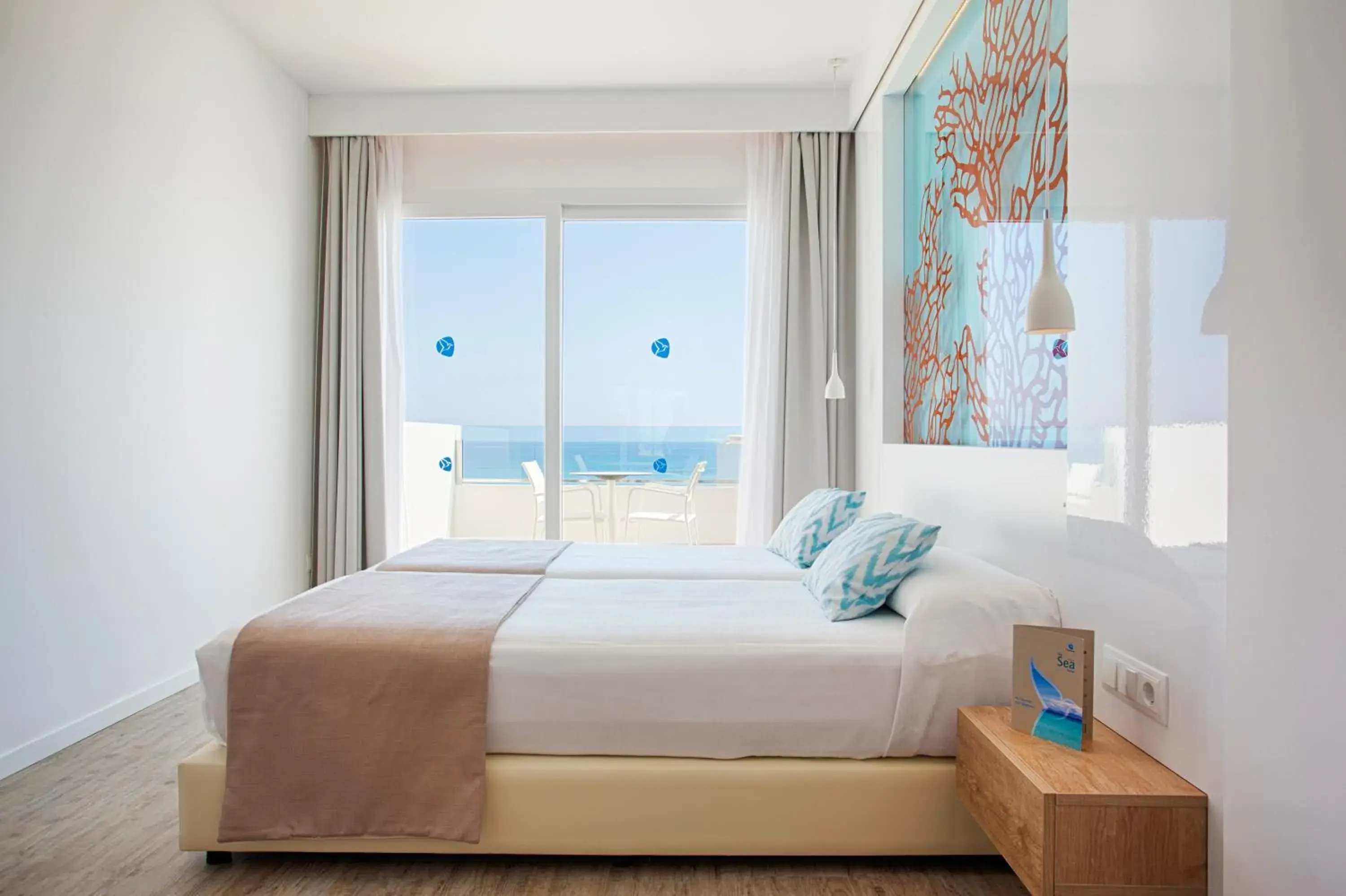 Bedroom, Bed in The Sea Hotel by Grupotel - Adults Only