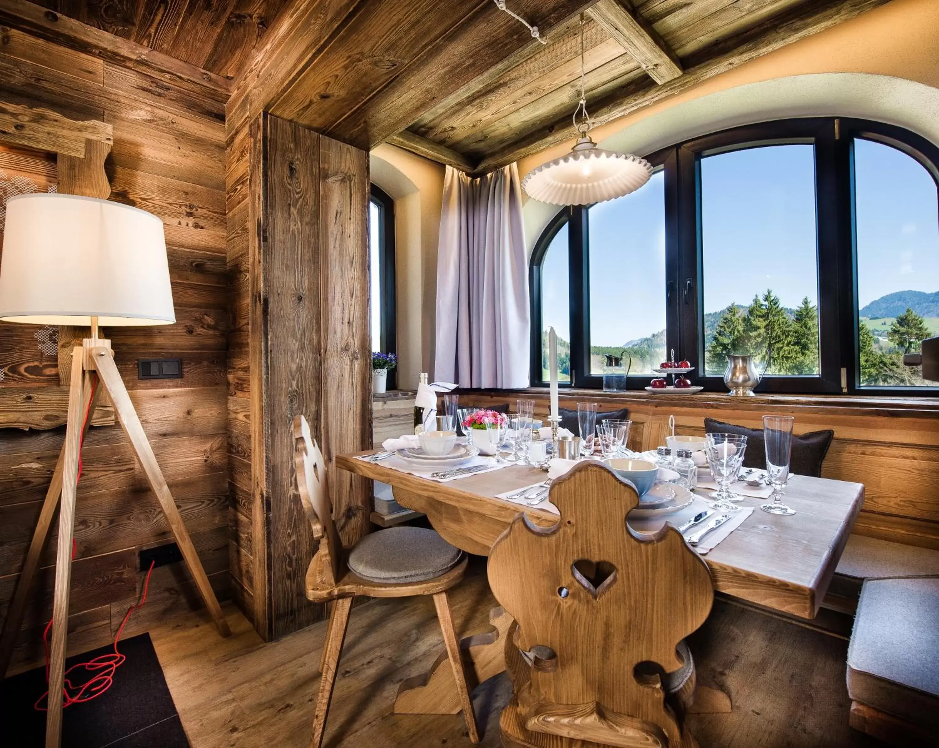 Dining area, Bathroom in MONDI Resort und Chalet Oberstaufen