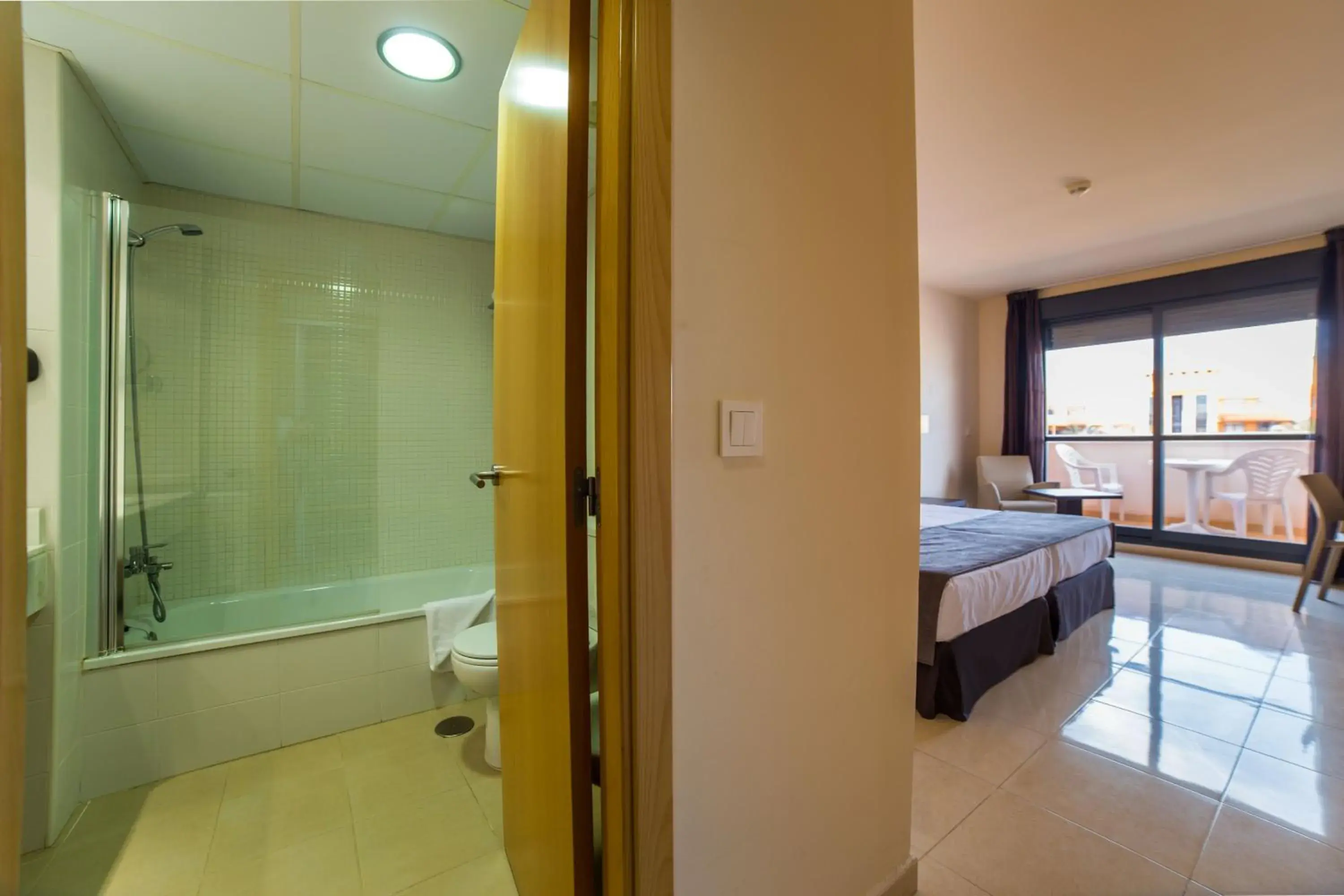 Photo of the whole room, Bathroom in Hotel Adaria Vera