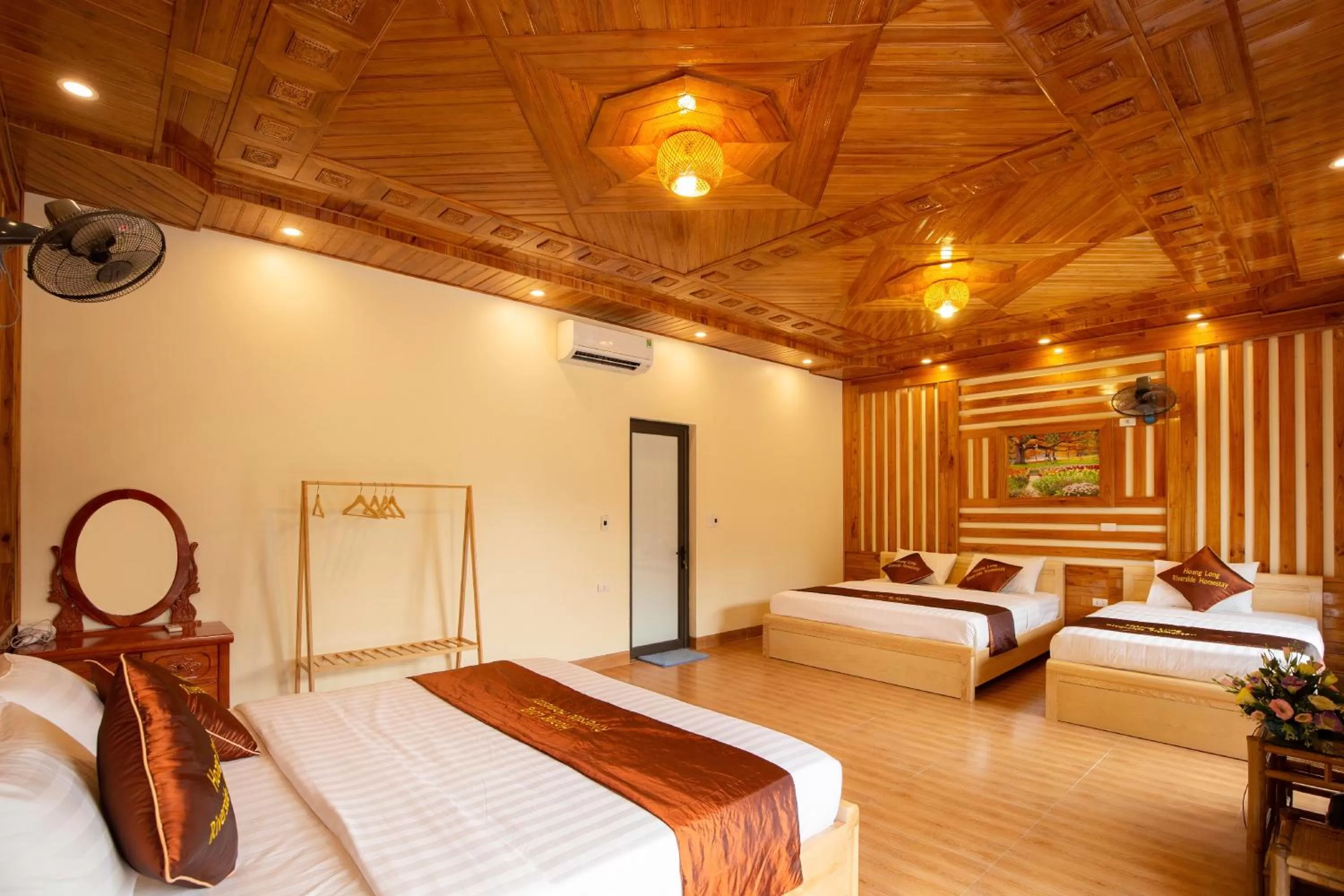 Bed in HoangLong Riverside Homestay