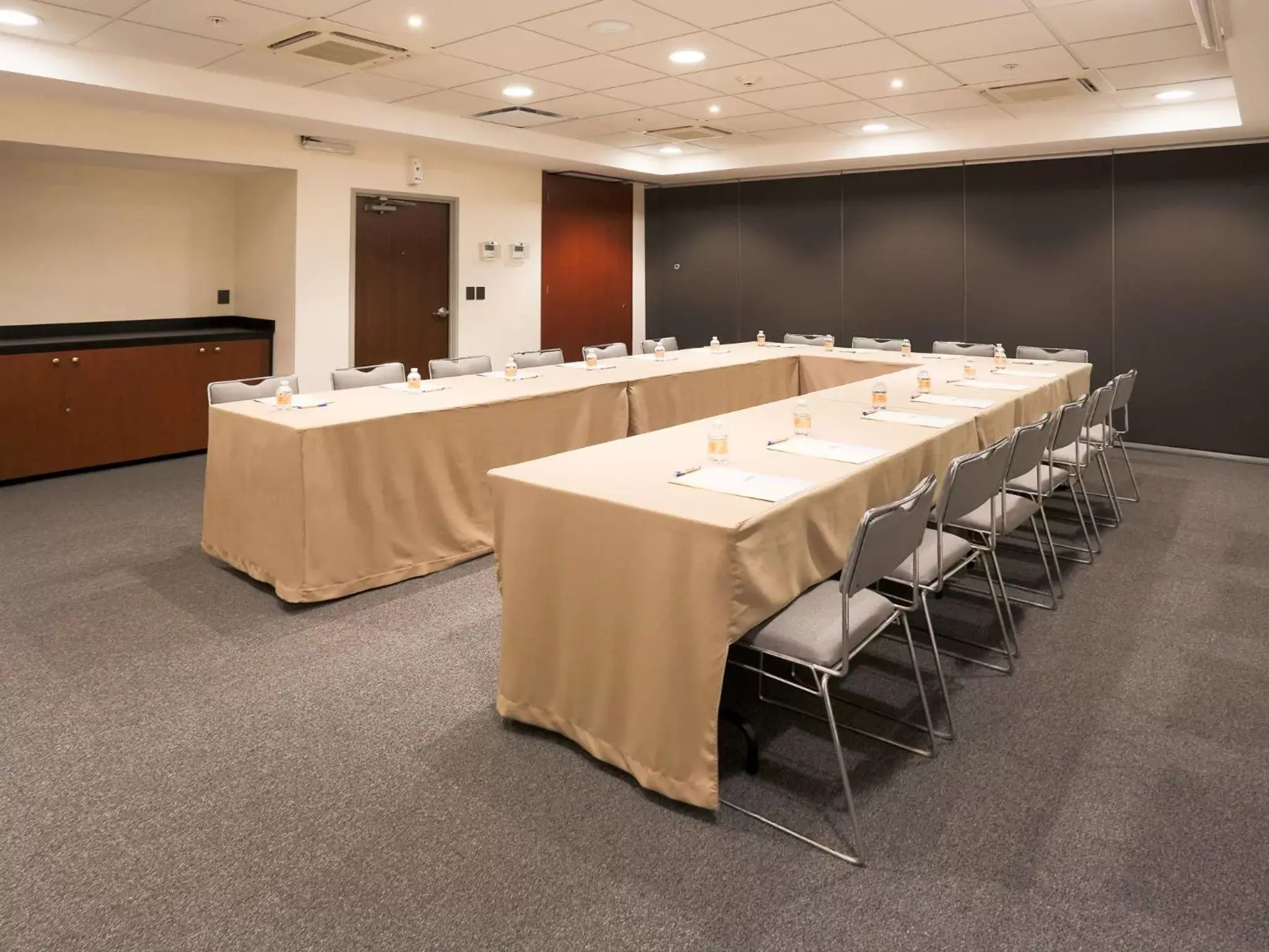 Business facilities in City Express by Marriott Oaxaca