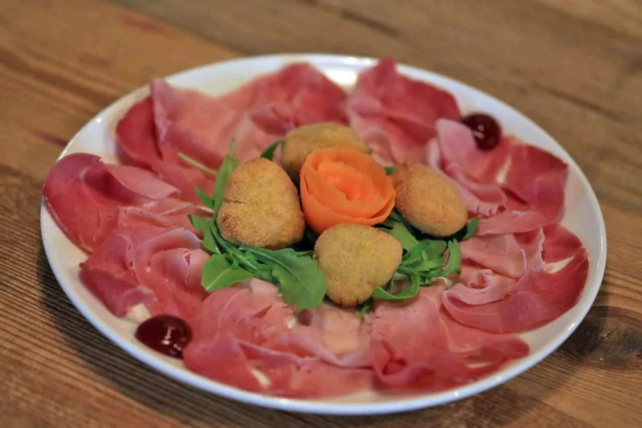 Food close-up in Garnì Ladin