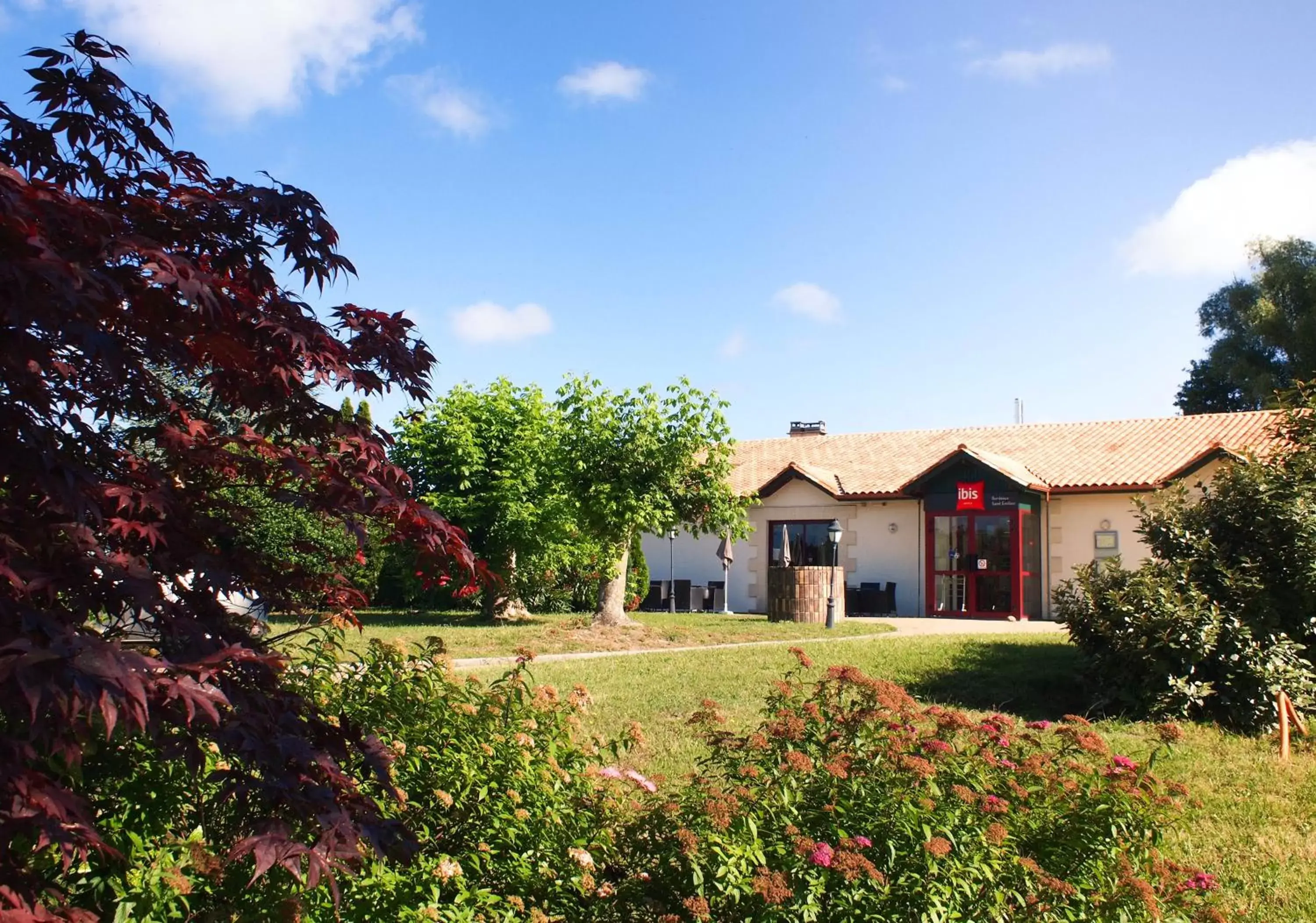 Facade/entrance, Property Building in ibis Bordeaux Saint Emilion