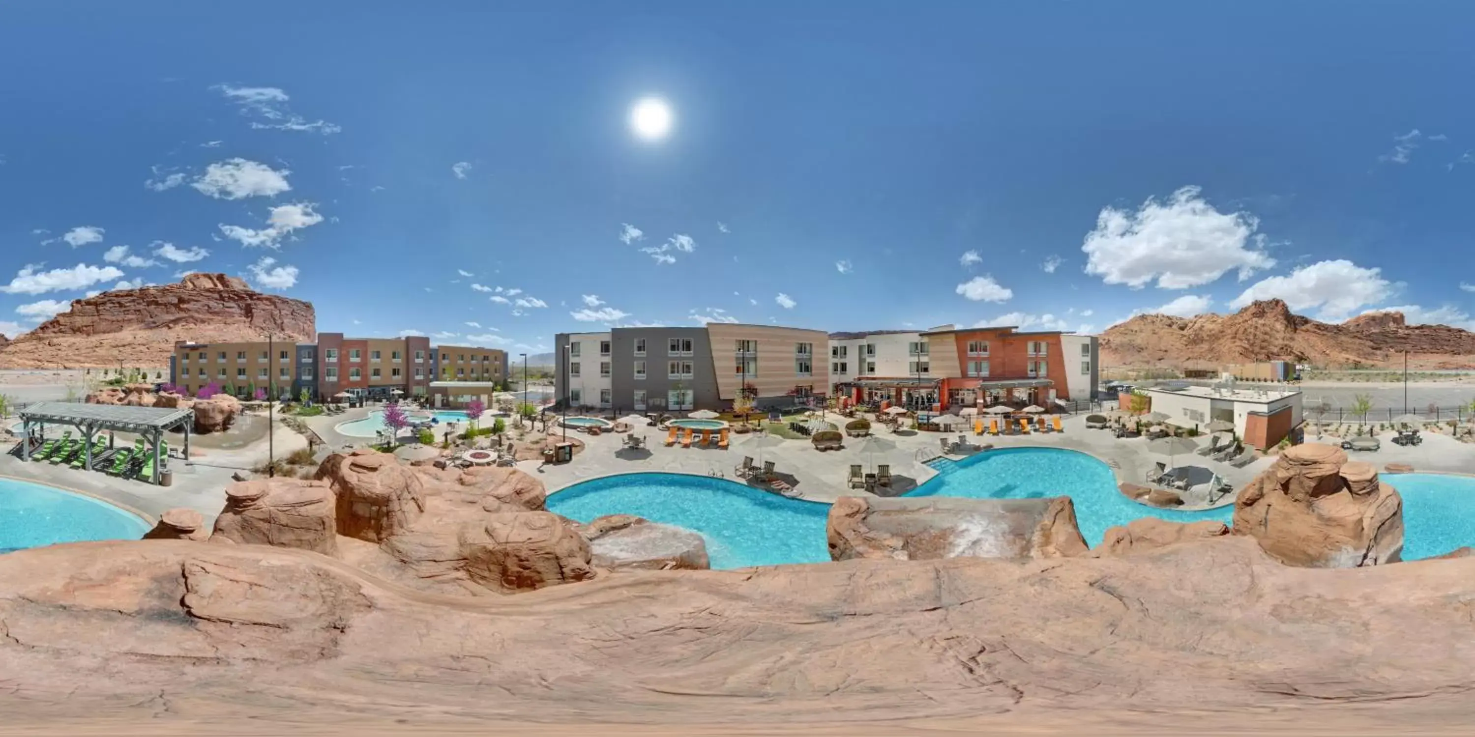 Swimming pool in SpringHill Suites by Marriott Moab