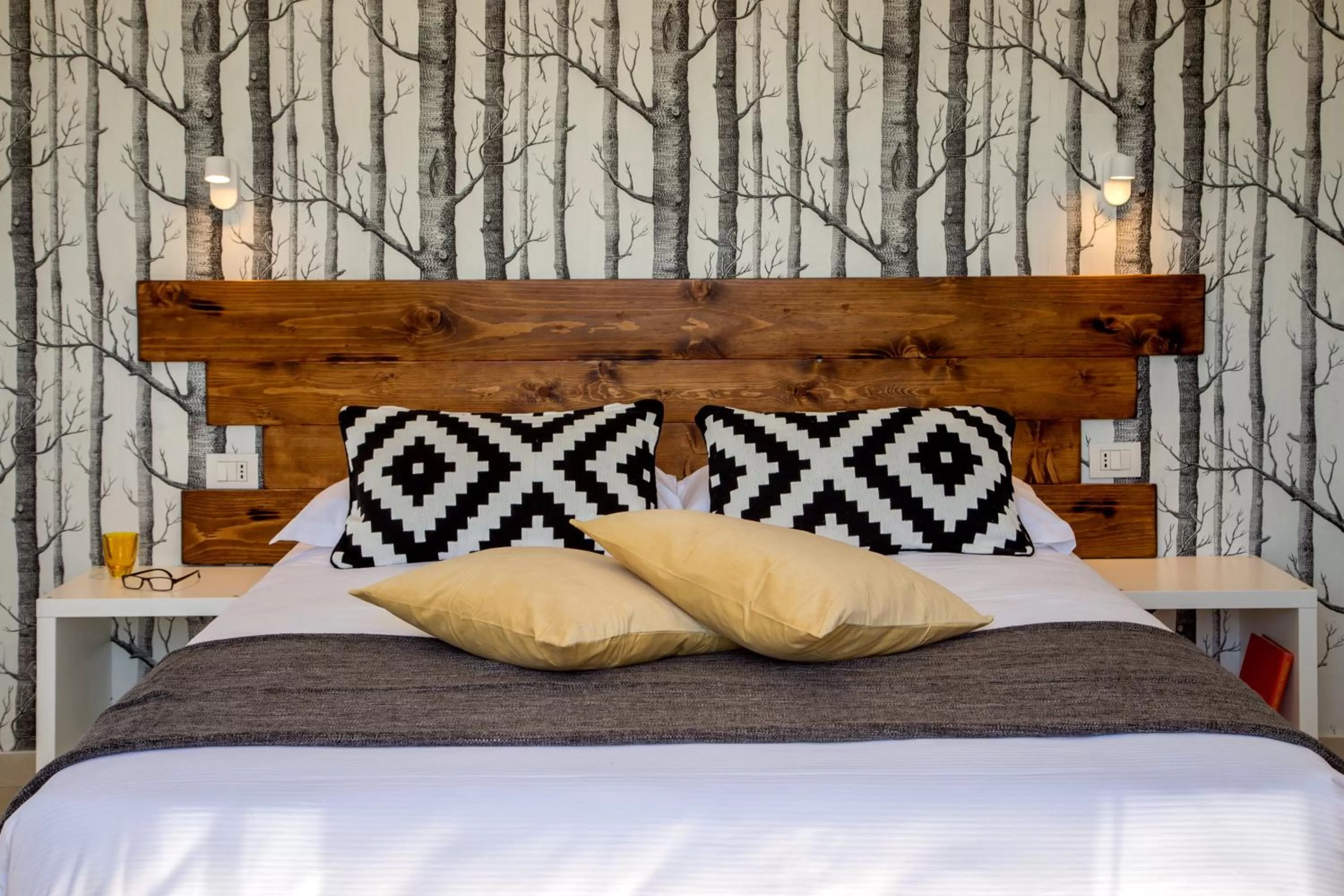 Bedroom, Bed in Urban Garden Hotel