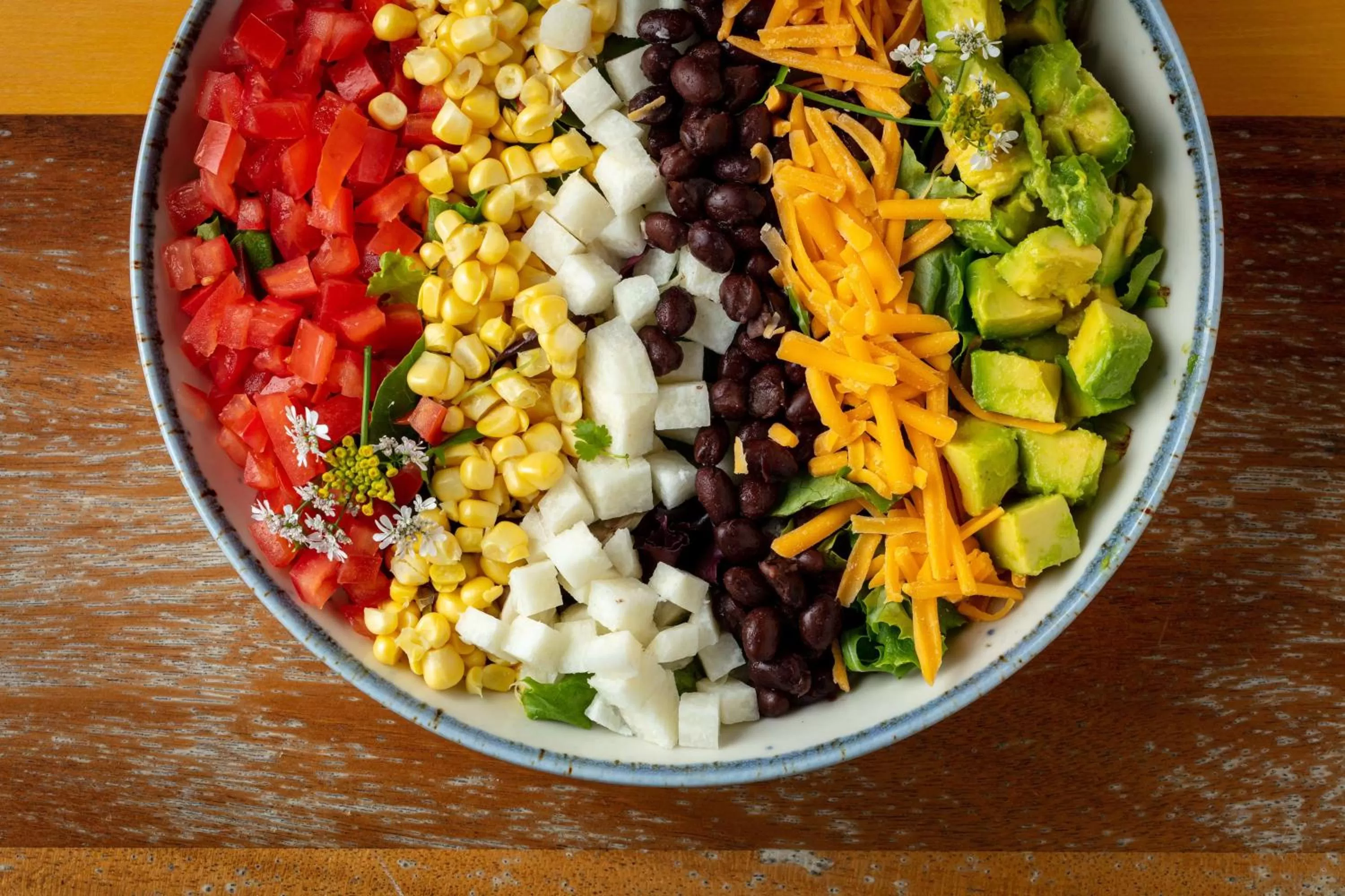 Restaurant/places to eat in The Waterfront Beach Resort, A Hilton Hotel