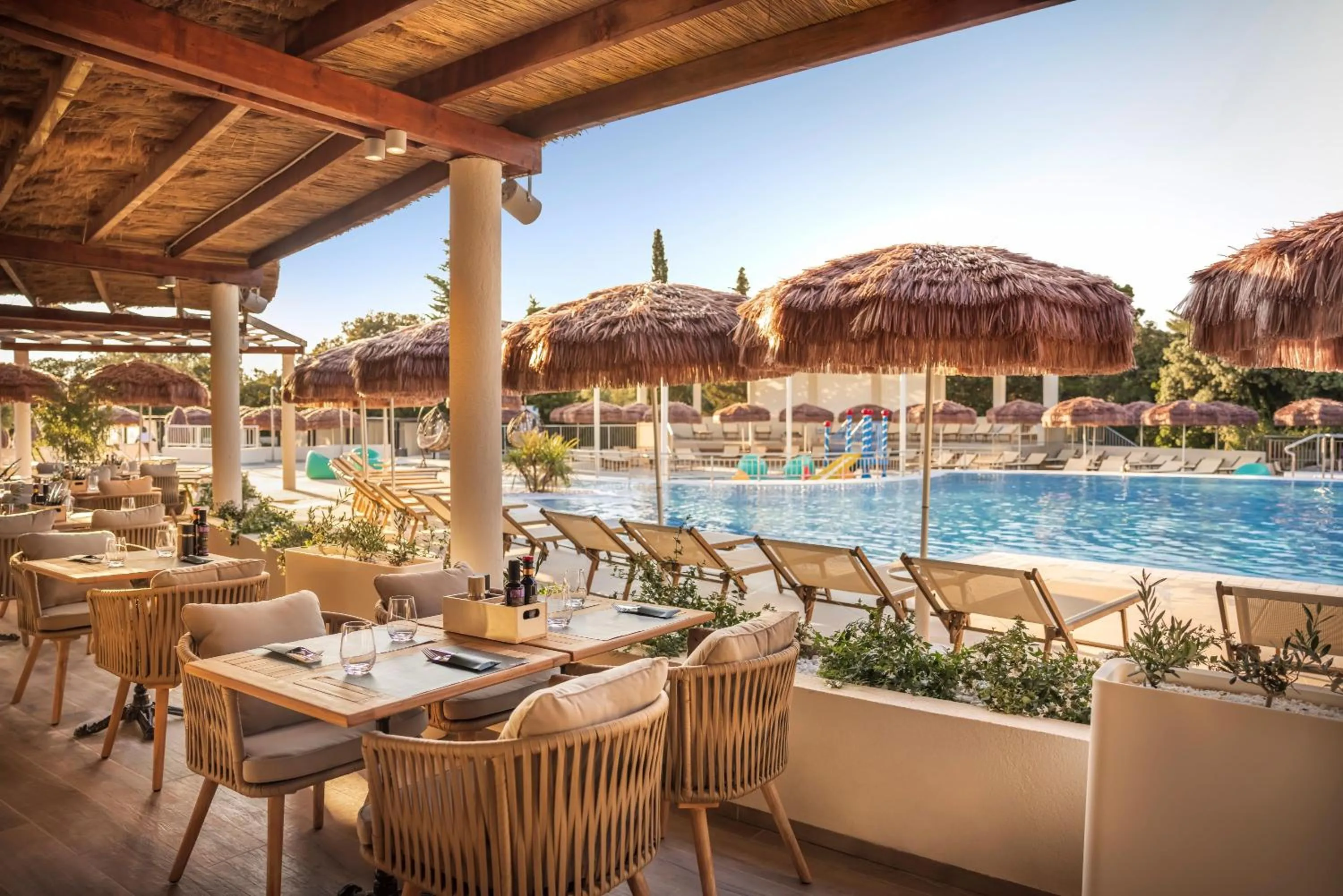 Restaurant/places to eat in Valamar Tirena Hotel
