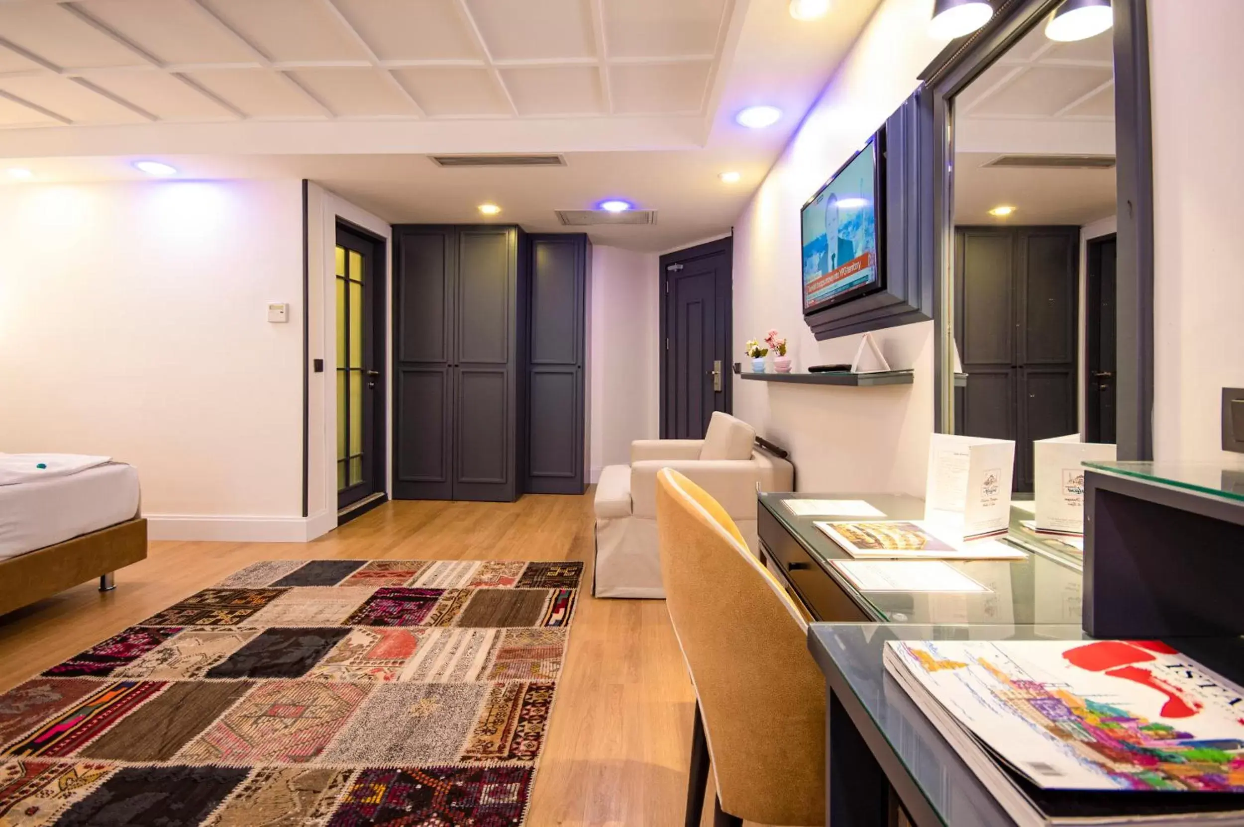 Bedroom, TV/Entertainment Center in Antusa Design Hotel & Spa