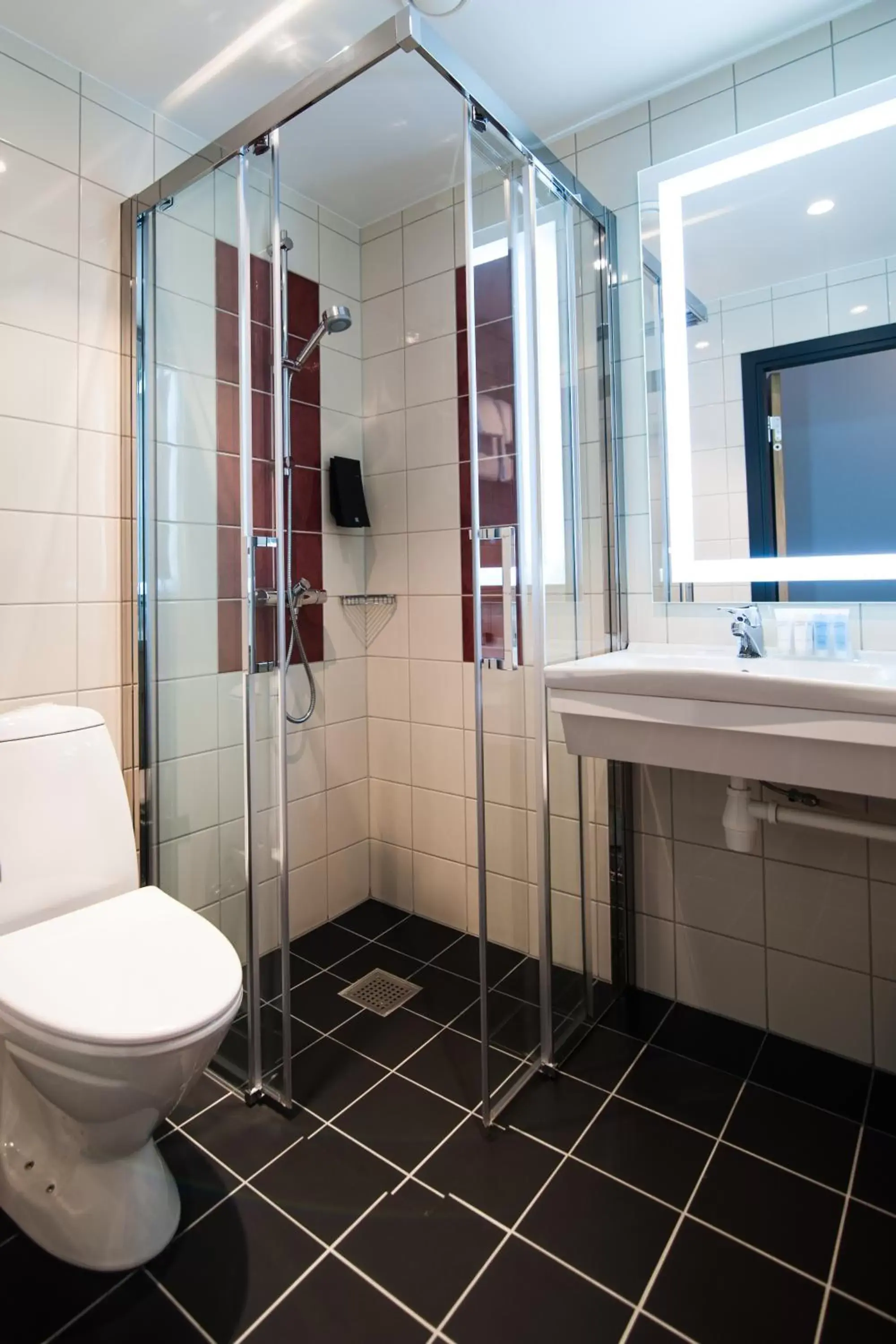 Business Double or Twin Room in Thon Hotel Nordlys Business Double or Twin Room in Thon Hotel Nordlys