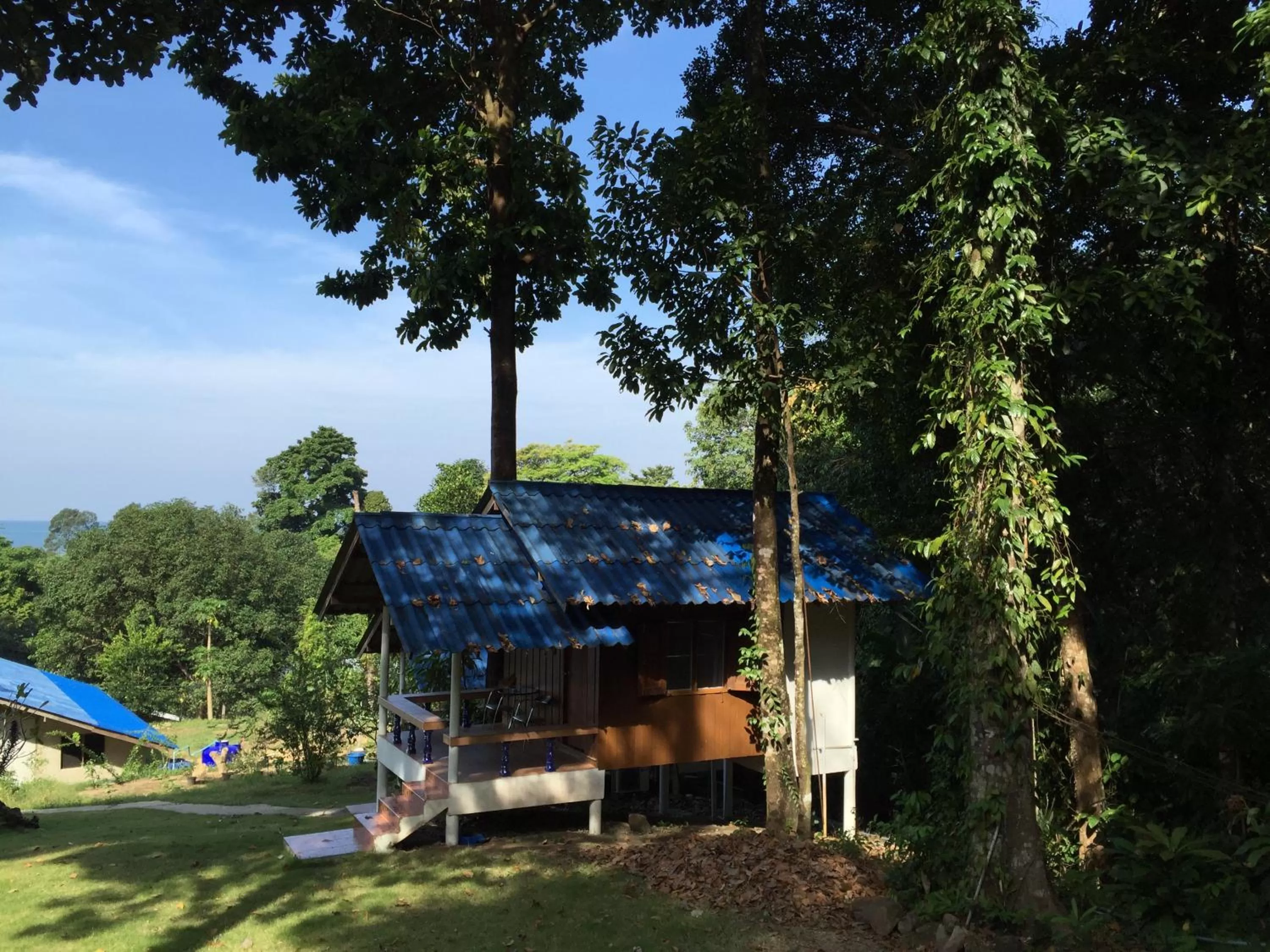 Facade/entrance in Elephant & Castle