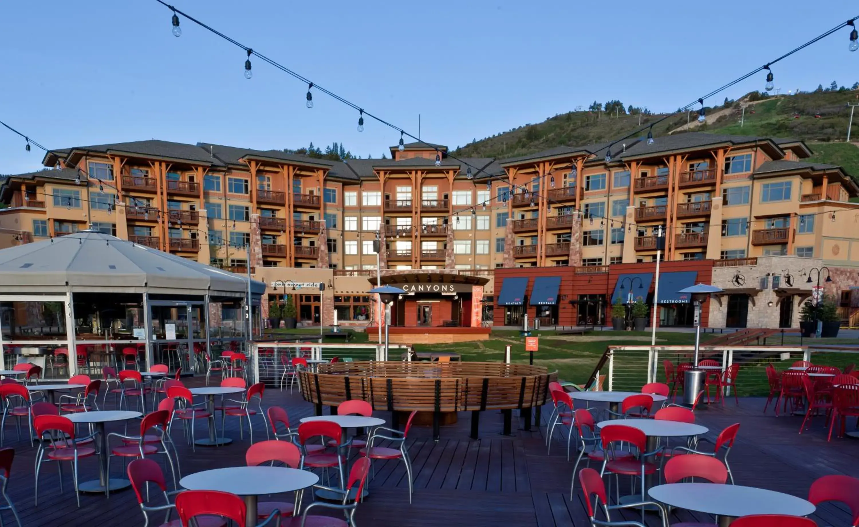 Restaurant/places to eat in Sundial Lodge by All Seasons Resort Lodging