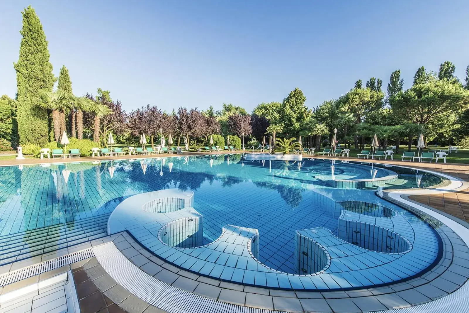 Day, Swimming Pool in Hotel Des Bains Terme