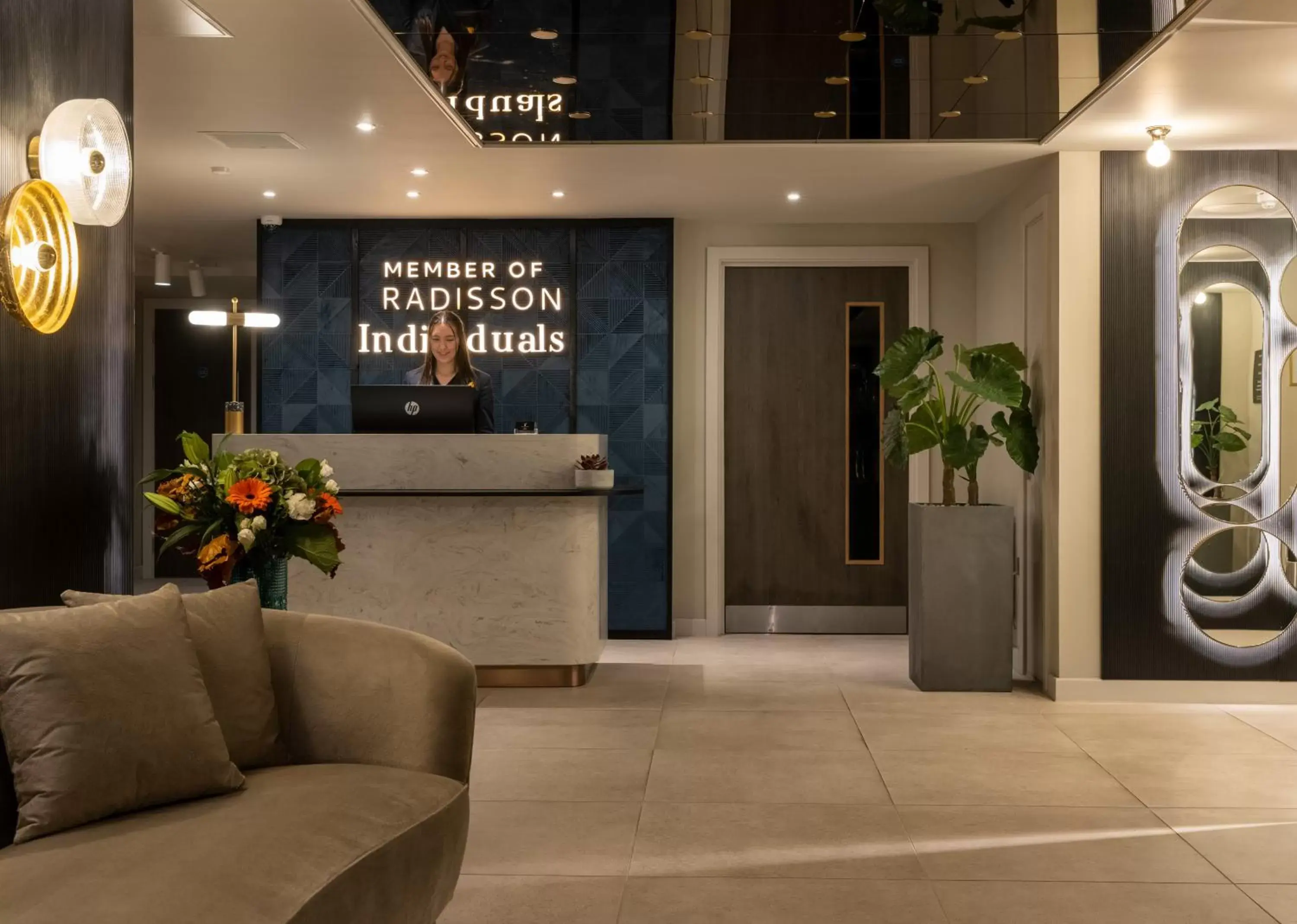 Property building, Lobby/Reception in River Ness Hotel, a member of Radisson Individuals