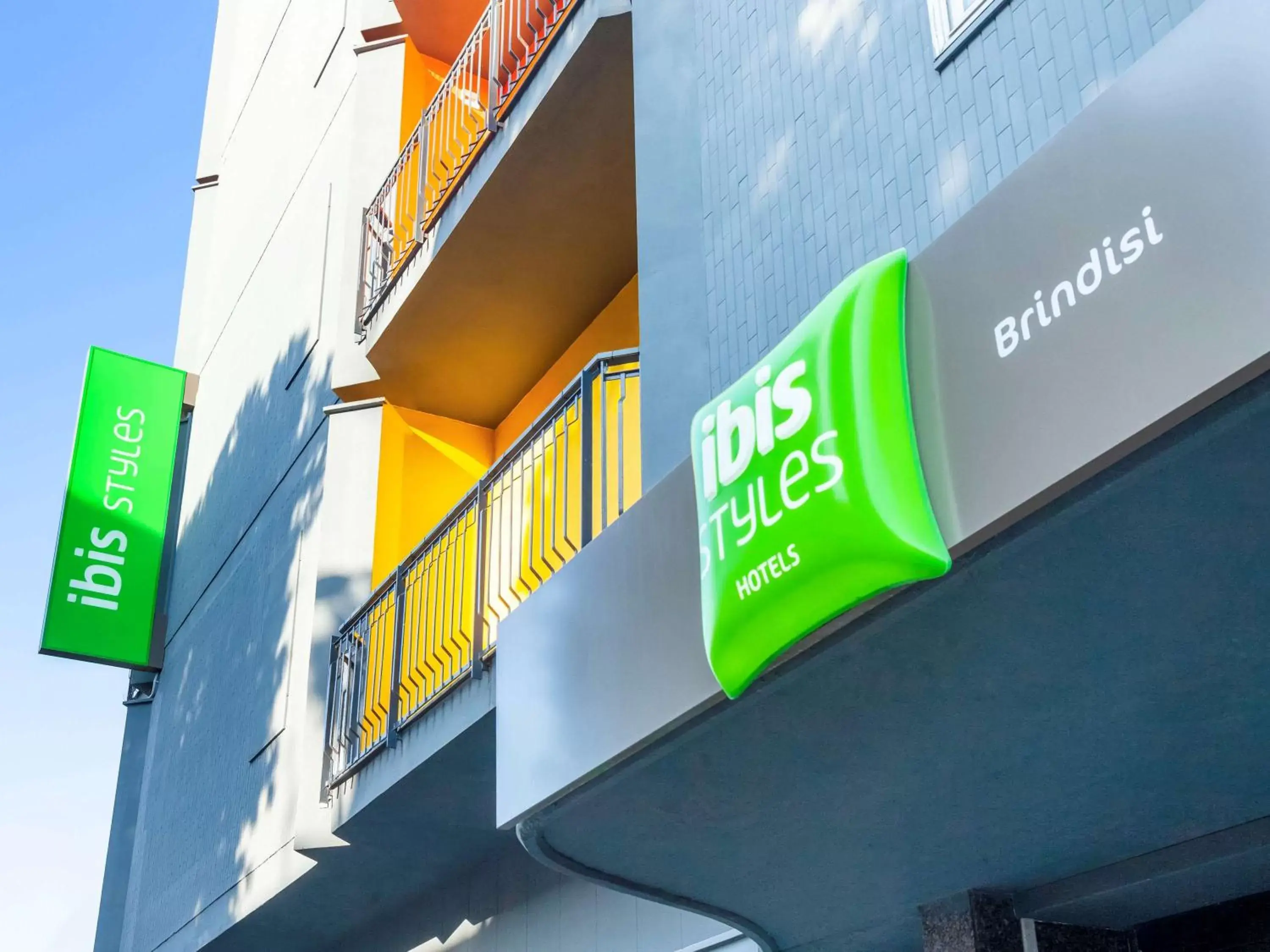 Property building, Property Logo/Sign in Ibis Styles Brindisi