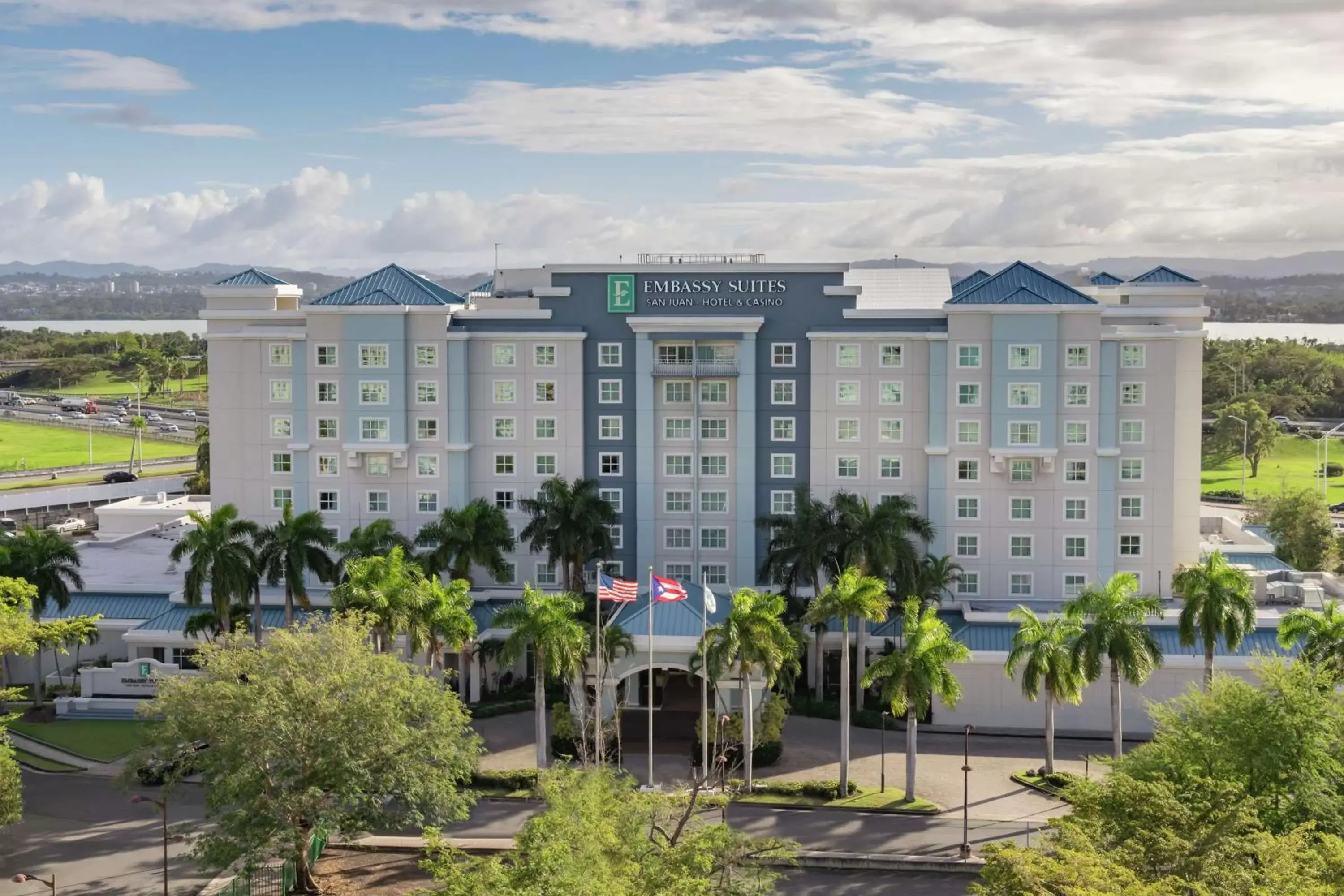 Property Building in Embassy Suites by Hilton San Juan - Hotel & Casino