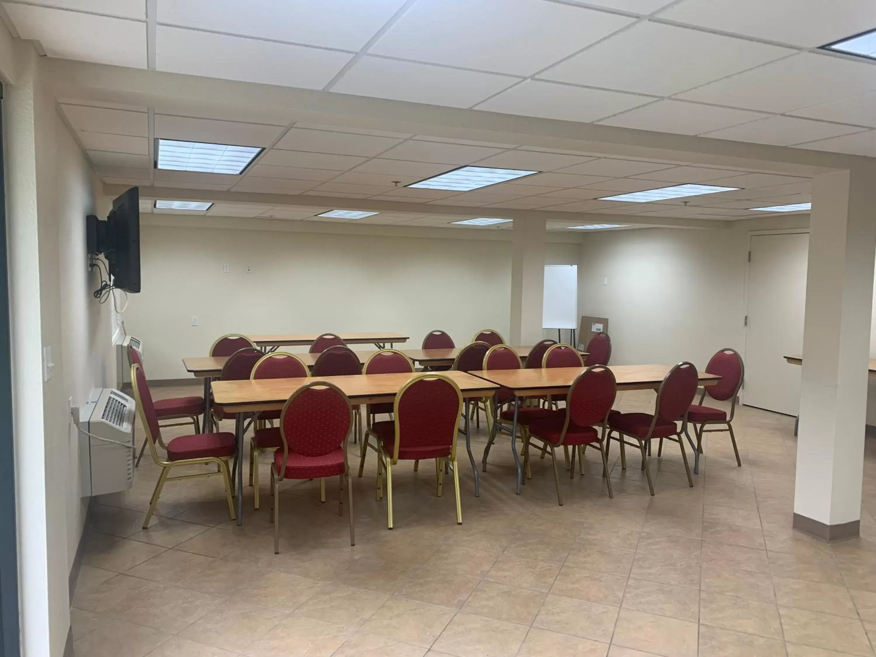 Meeting/conference room in Riverleaf Inn Mission Valley