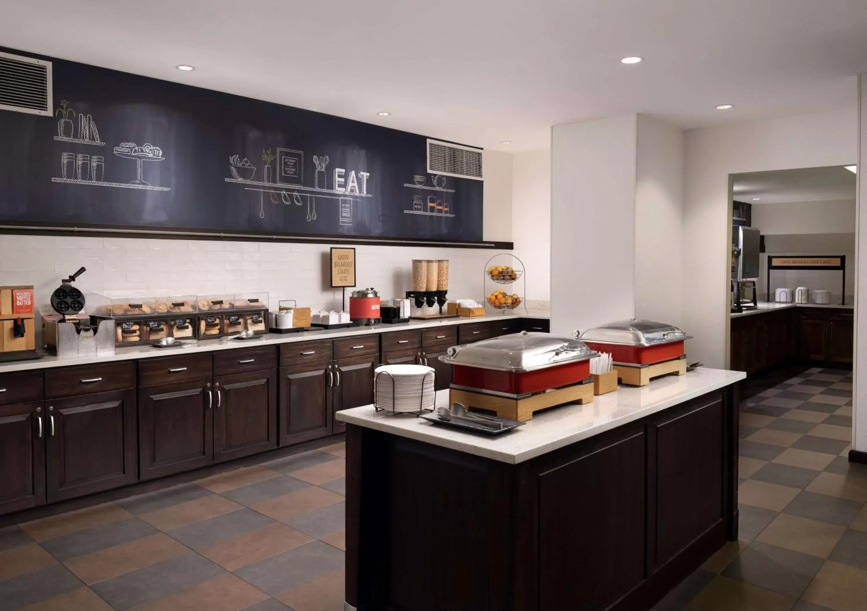Breakfast, Restaurant/Places to Eat in Hampton Inn Chicago Downtown/Magnificent Mile