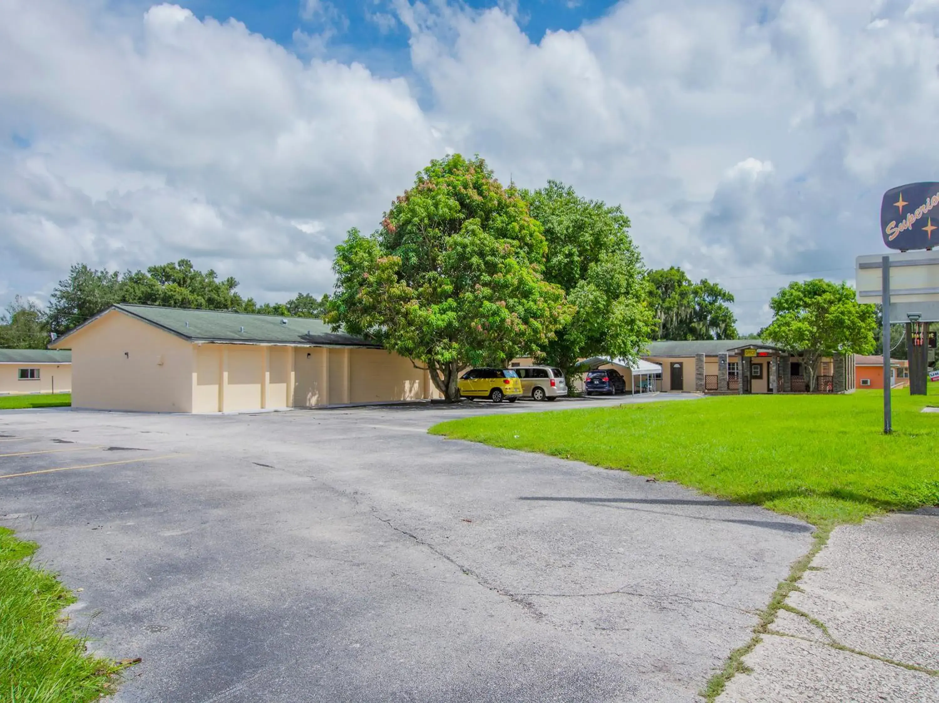 Facade/entrance, Property Building in OYO Superior Budget Inn Bartow