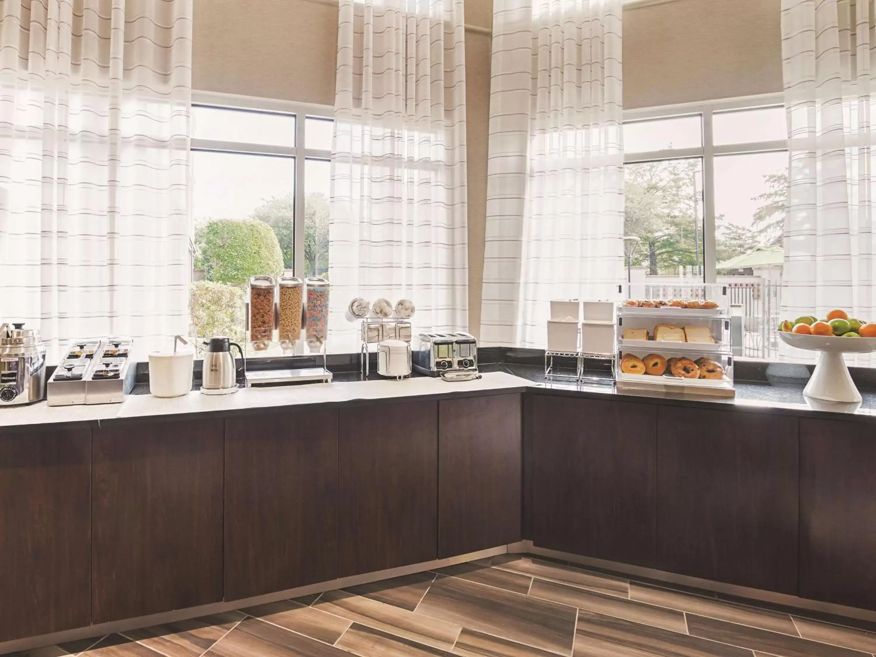 Restaurant/places to eat in La Quinta by Wyndham Fort Worth North Restaurant/places to eat in La Quinta by Wyndham Fort Worth North