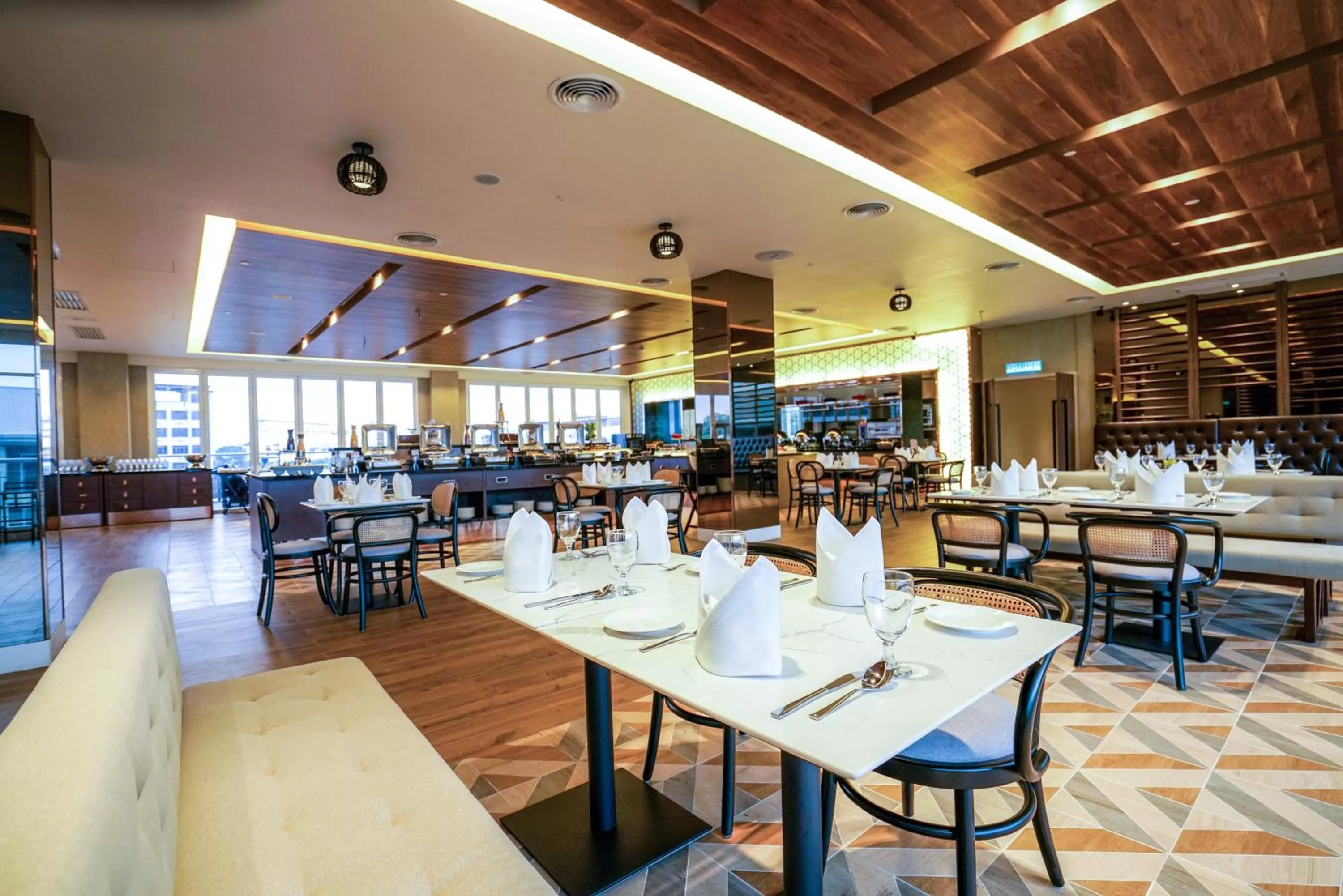 Restaurant/places to eat in Mercure Langkawi Pantai Cenang