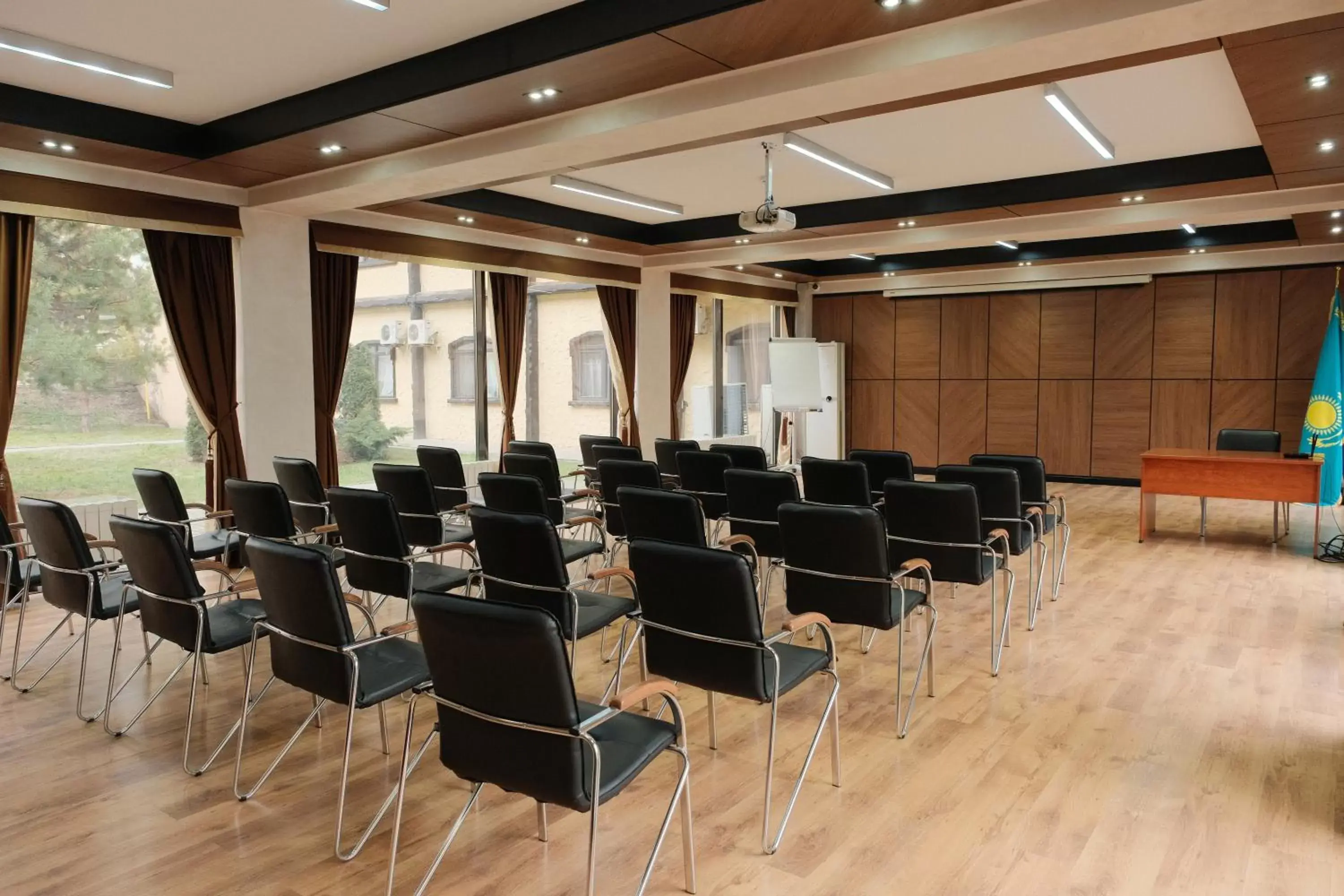 Meeting/conference room in Saraishyq Hotel