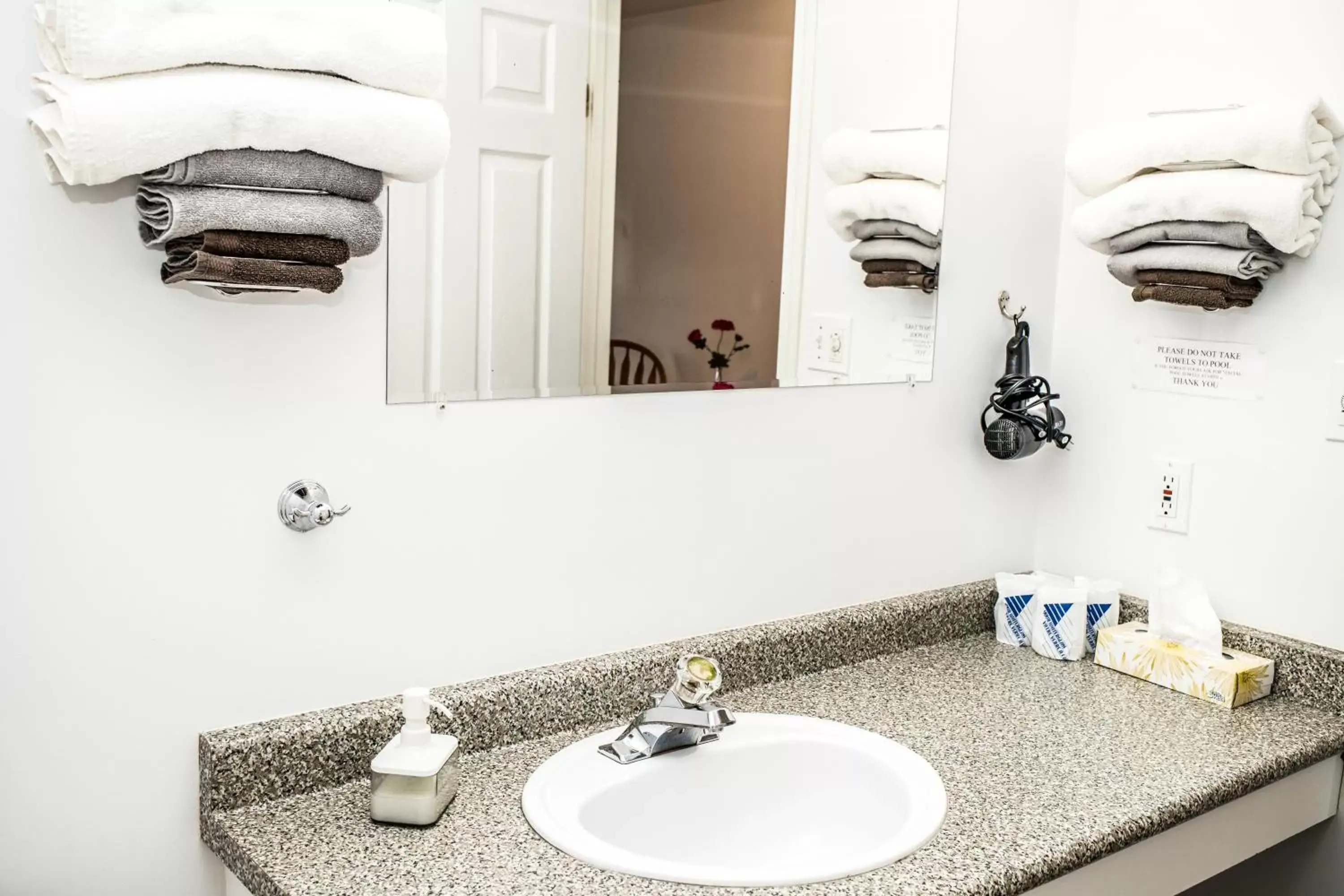 Bathroom in Crescent Motel