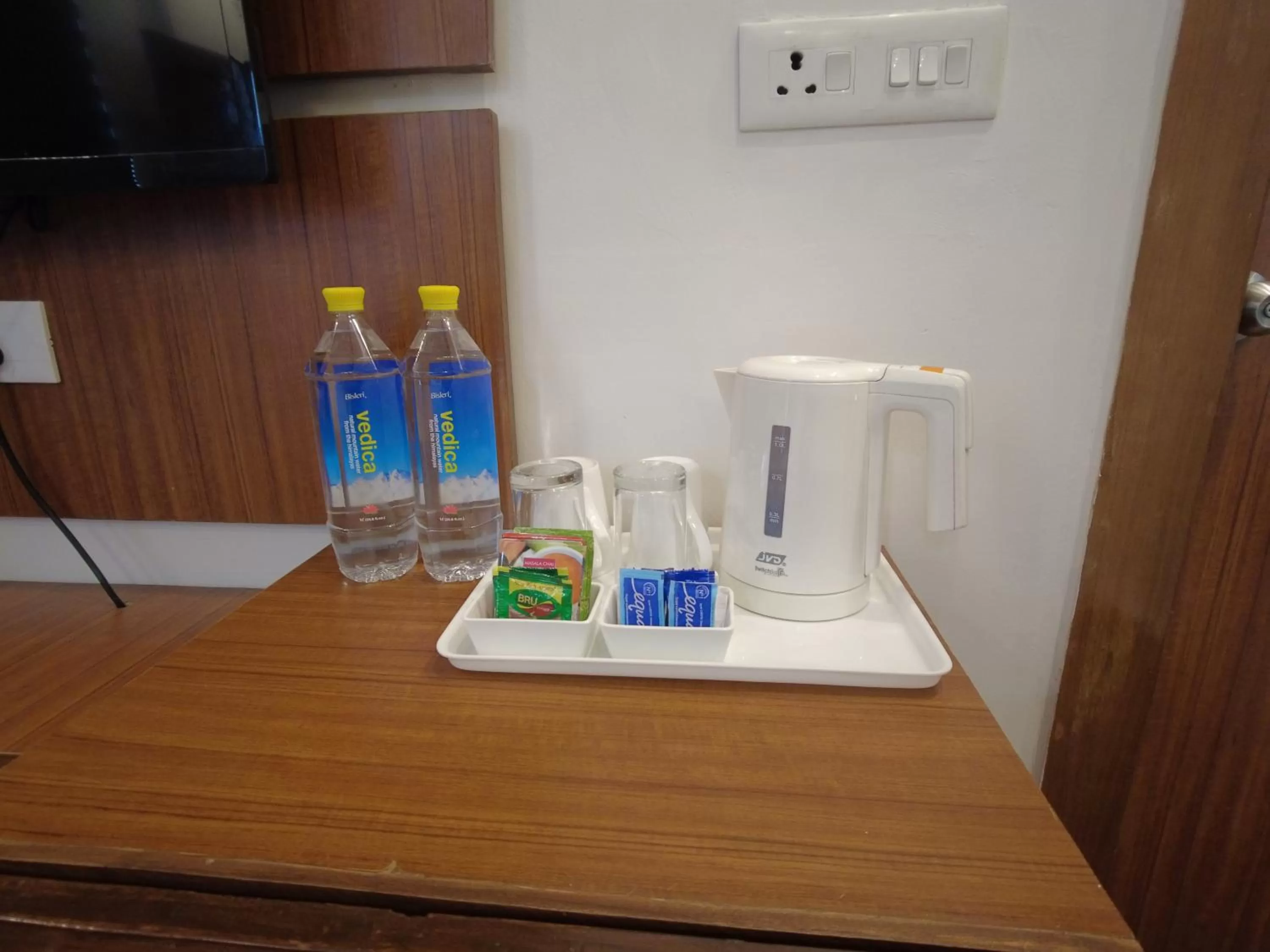 Coffee/tea facilities in Kamay The Grand Alova