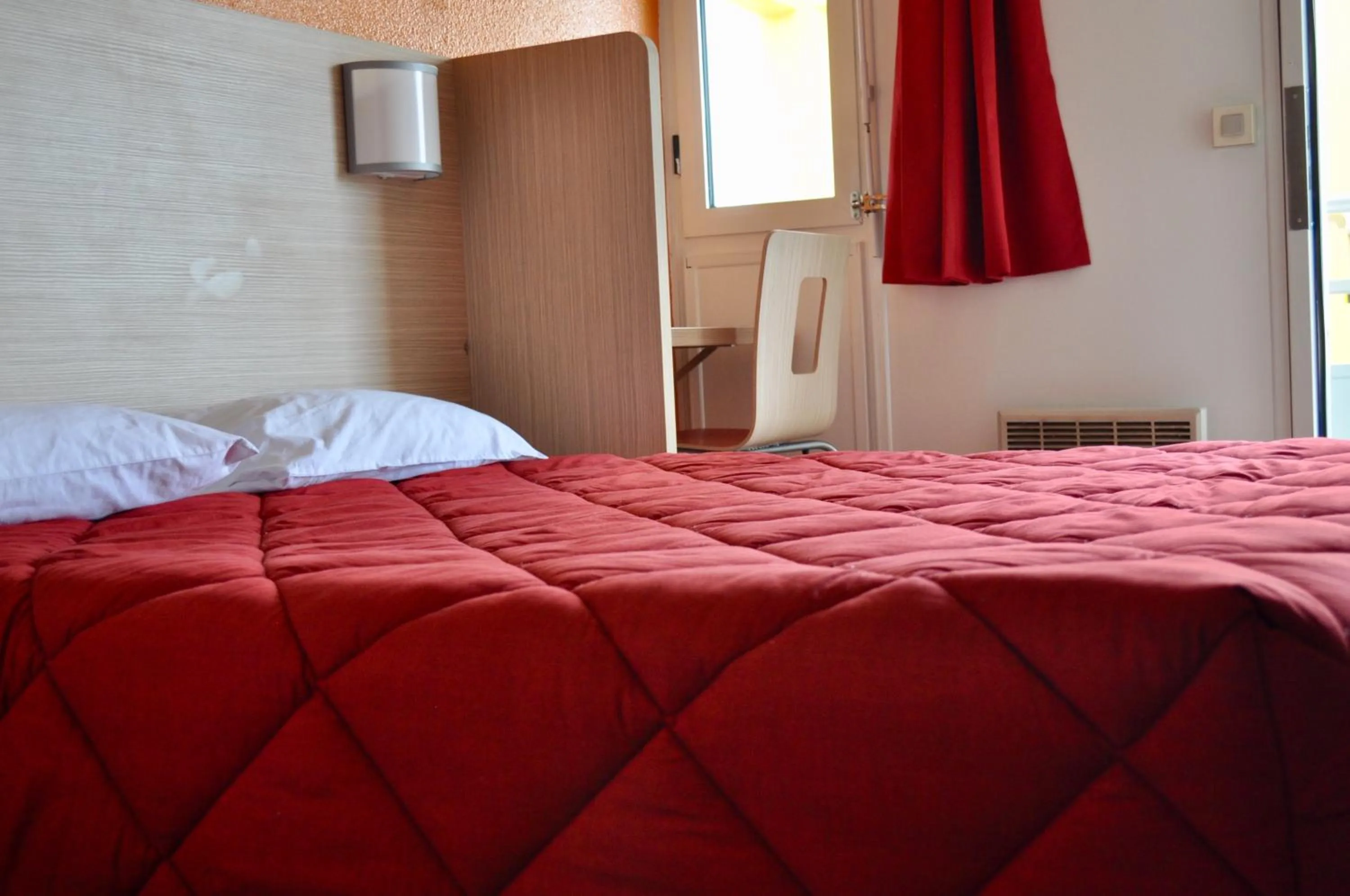 Bed in Premiere Classe Sete - Balaruc