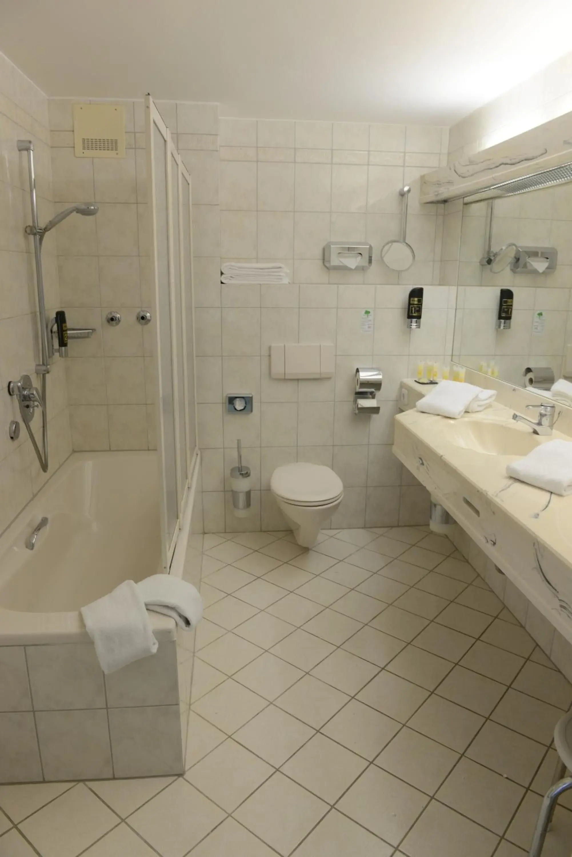 Bathroom in Best Western Hotel Rhön Garden