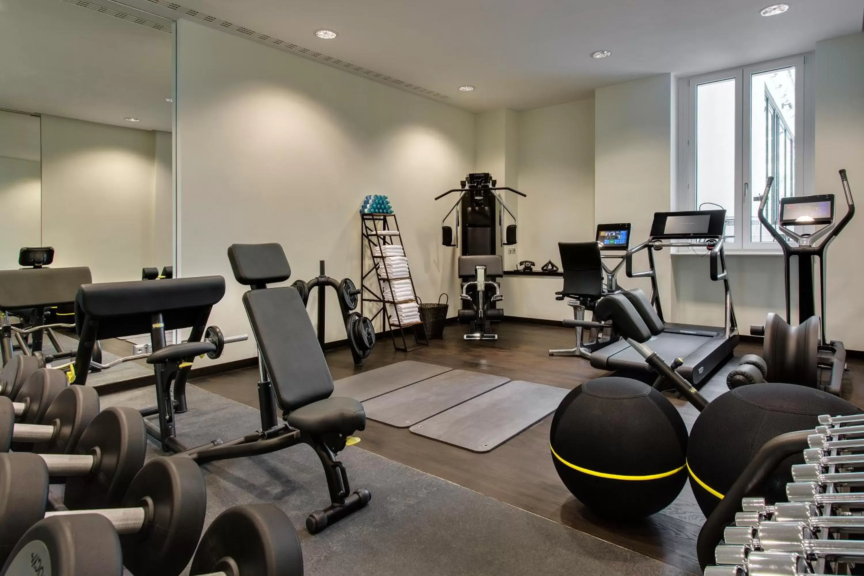 Fitness centre/facilities, Fitness Center/Facilities in Hotel Zoo Berlin