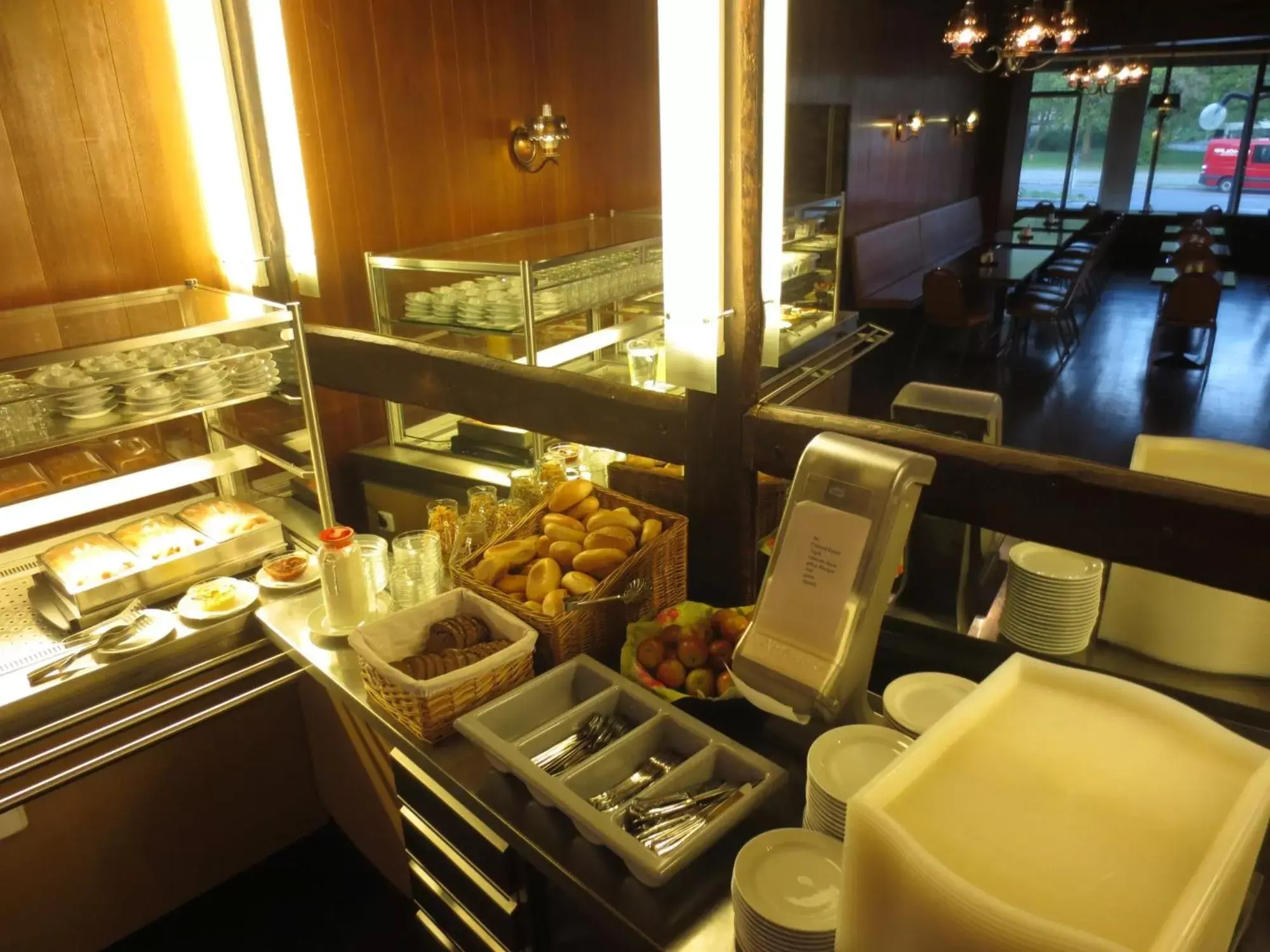 Buffet breakfast in Central-Hotel Tegel