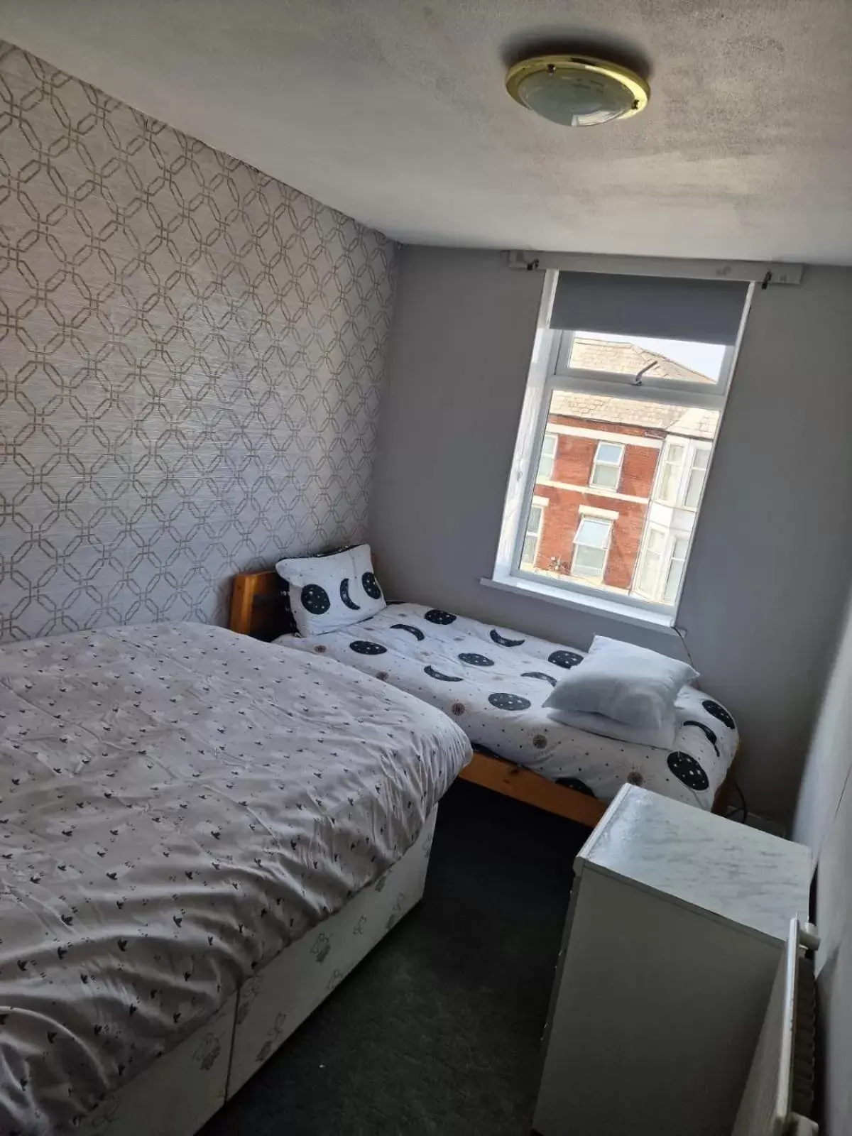 Triple Room in My Place Triple Room in My Place