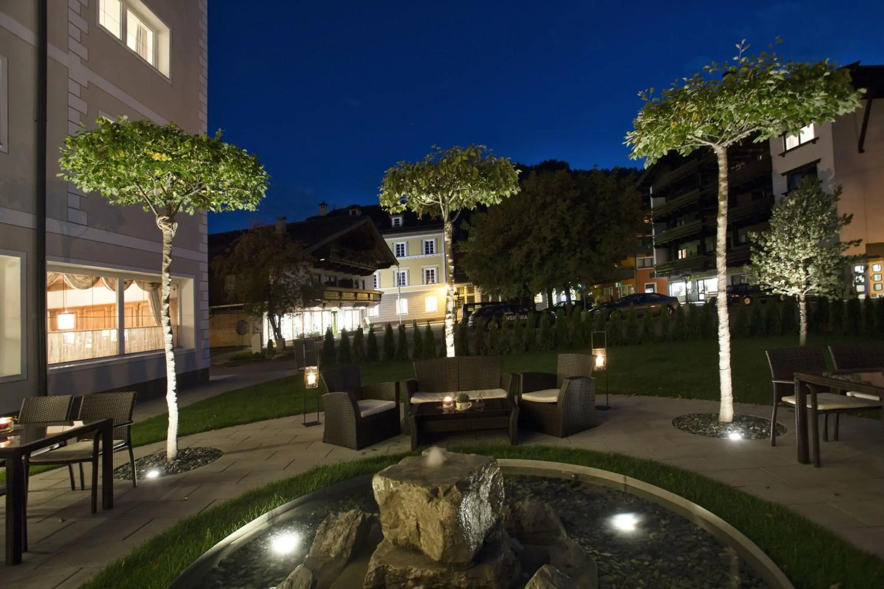 Patio, Property Building in Hotel Heigenhauser Superior