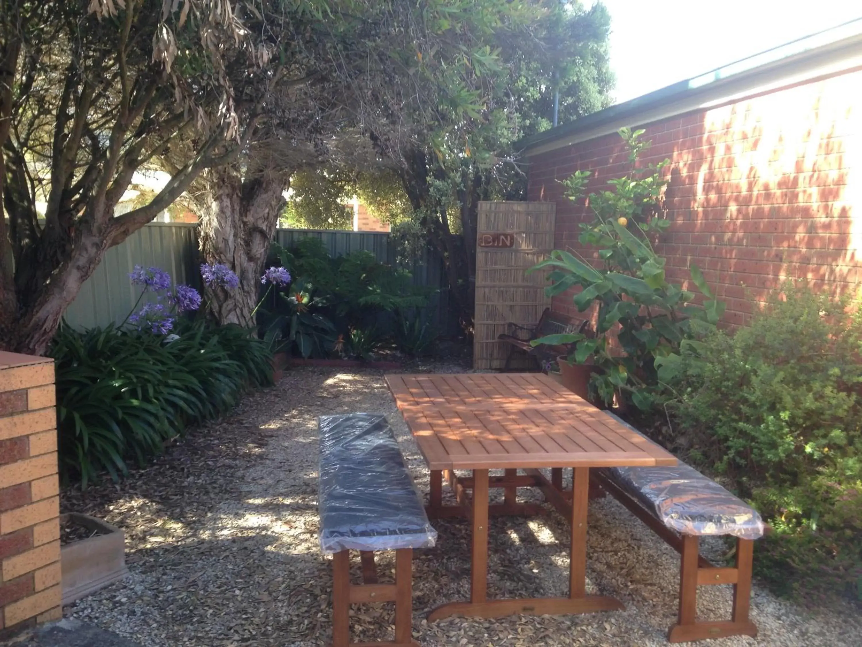 BBQ facilities in Beachcomber Motel & Apartments