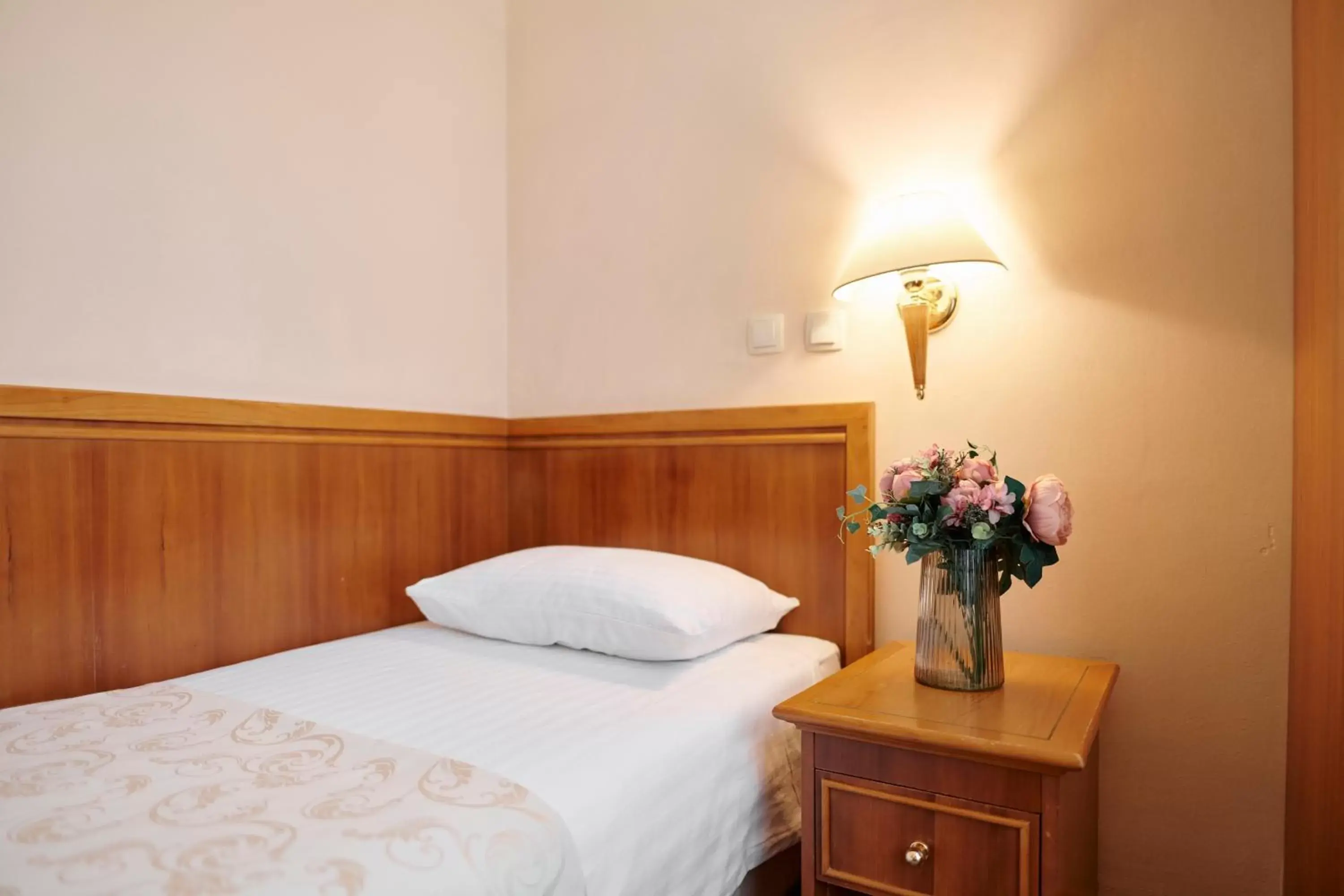 Bed in Hotel Lovran Bed in Hotel Lovran