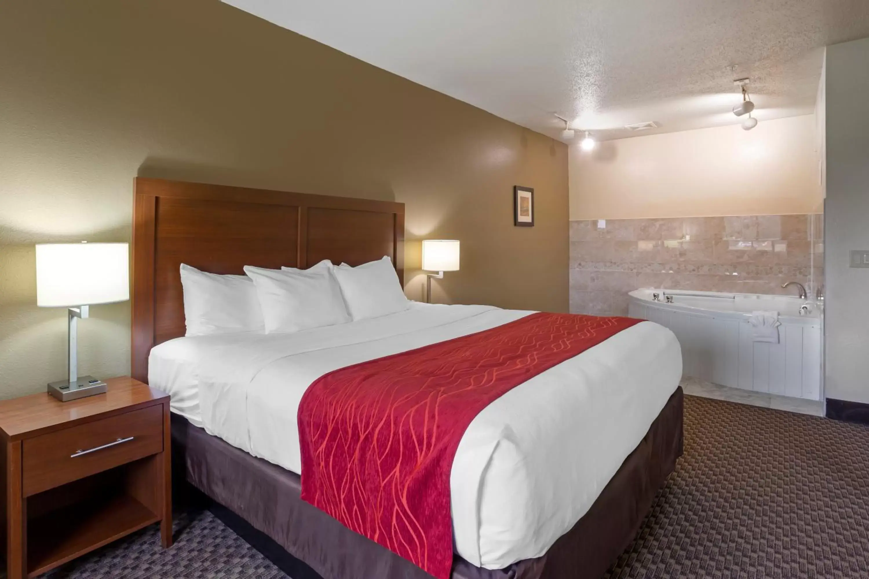 Bed in Comfort Inn Hobart - Merrillville