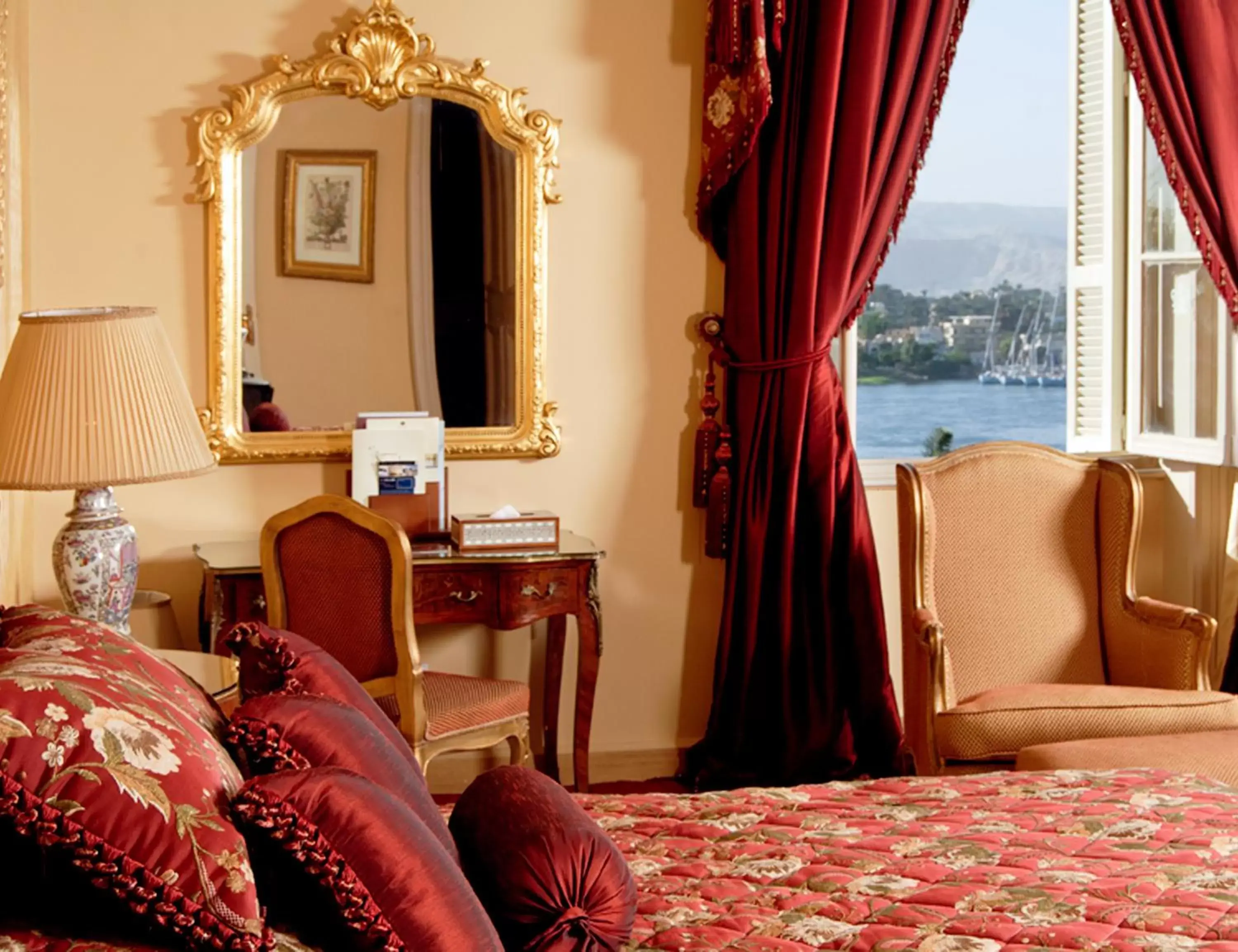 Bedroom, Seating Area in Sofitel Winter Palace Luxor