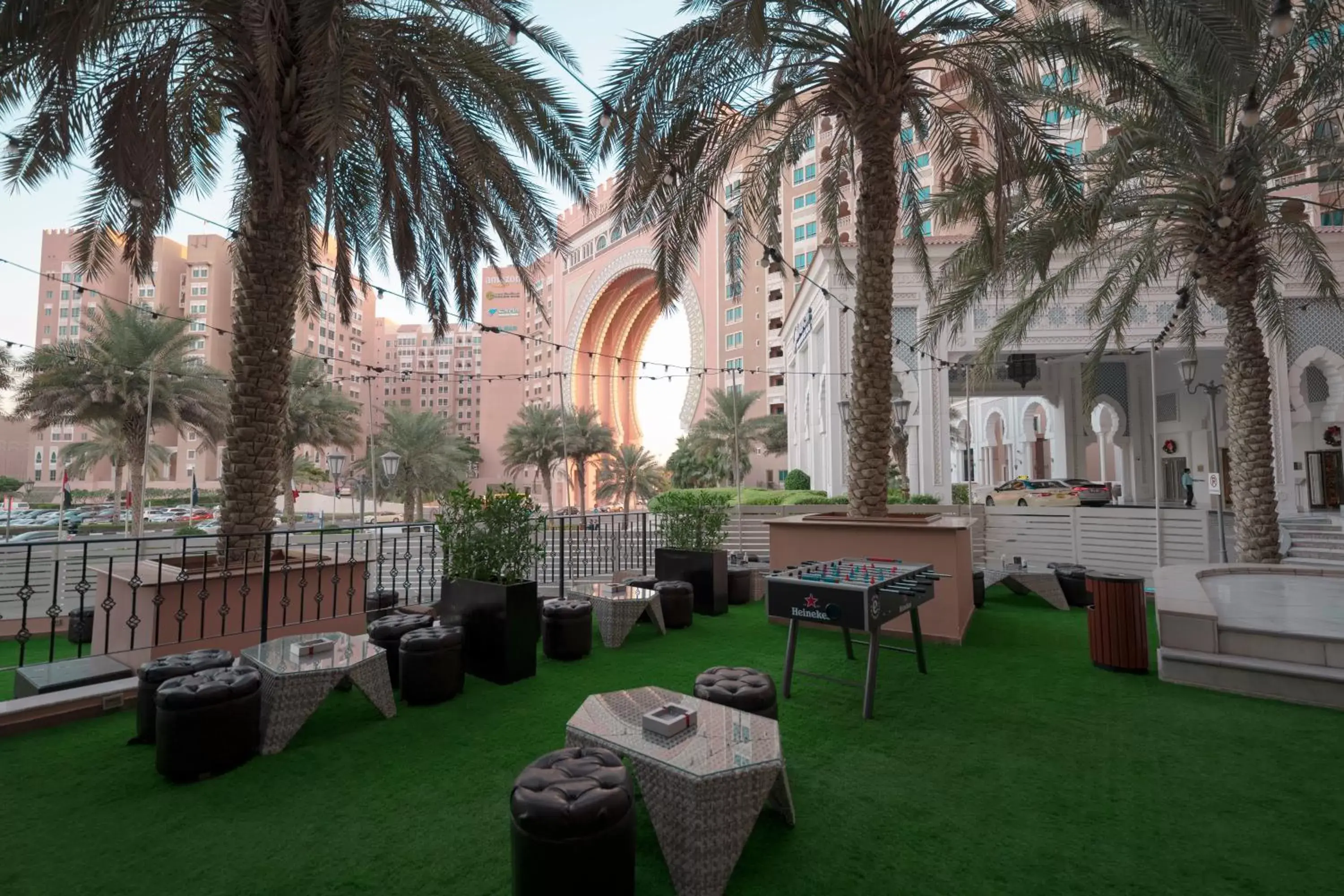 Restaurant/places to eat in Oaks Ibn Battuta Gate Dubai