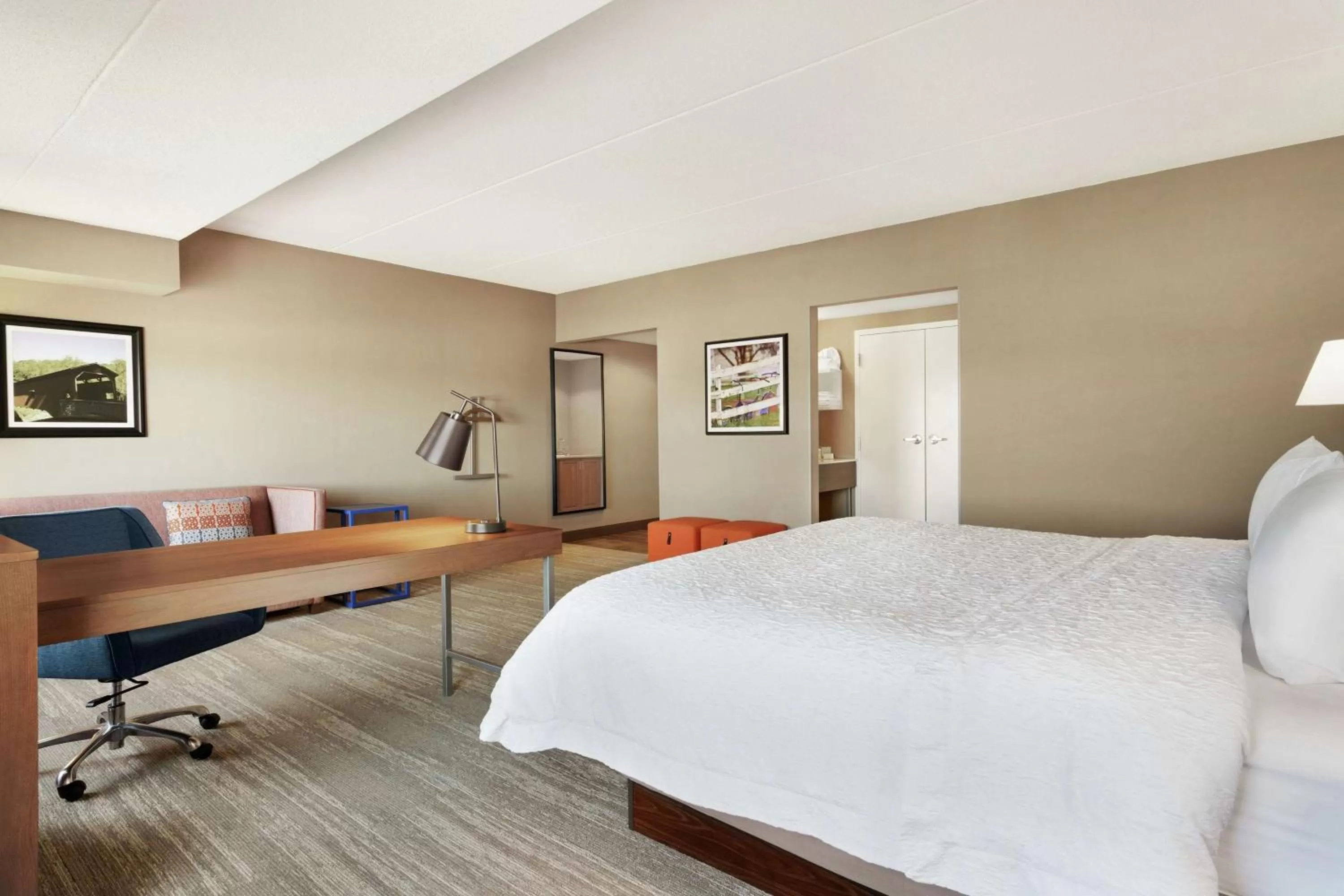 Bedroom, Bed in Hampton Inn & Suites Ephrata - Mountain Springs