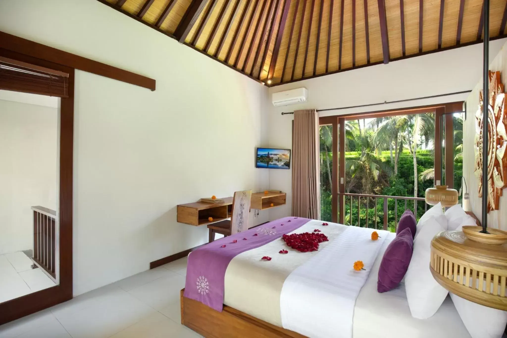 Bedroom in Dedary Resort Ubud by Ini Vie Hospitality