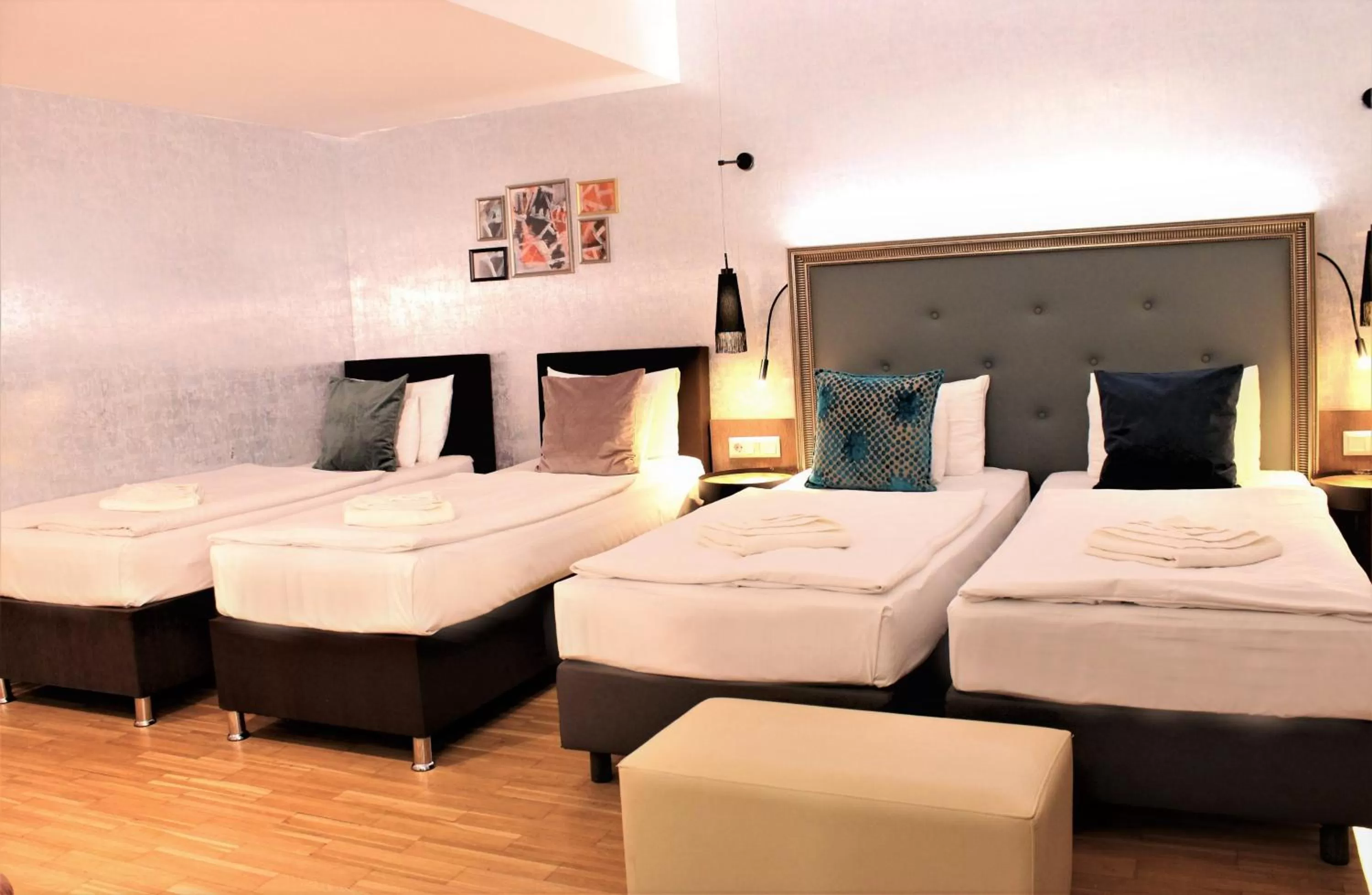 Deluxe Quadruple Room in Hotel Memories Budapest