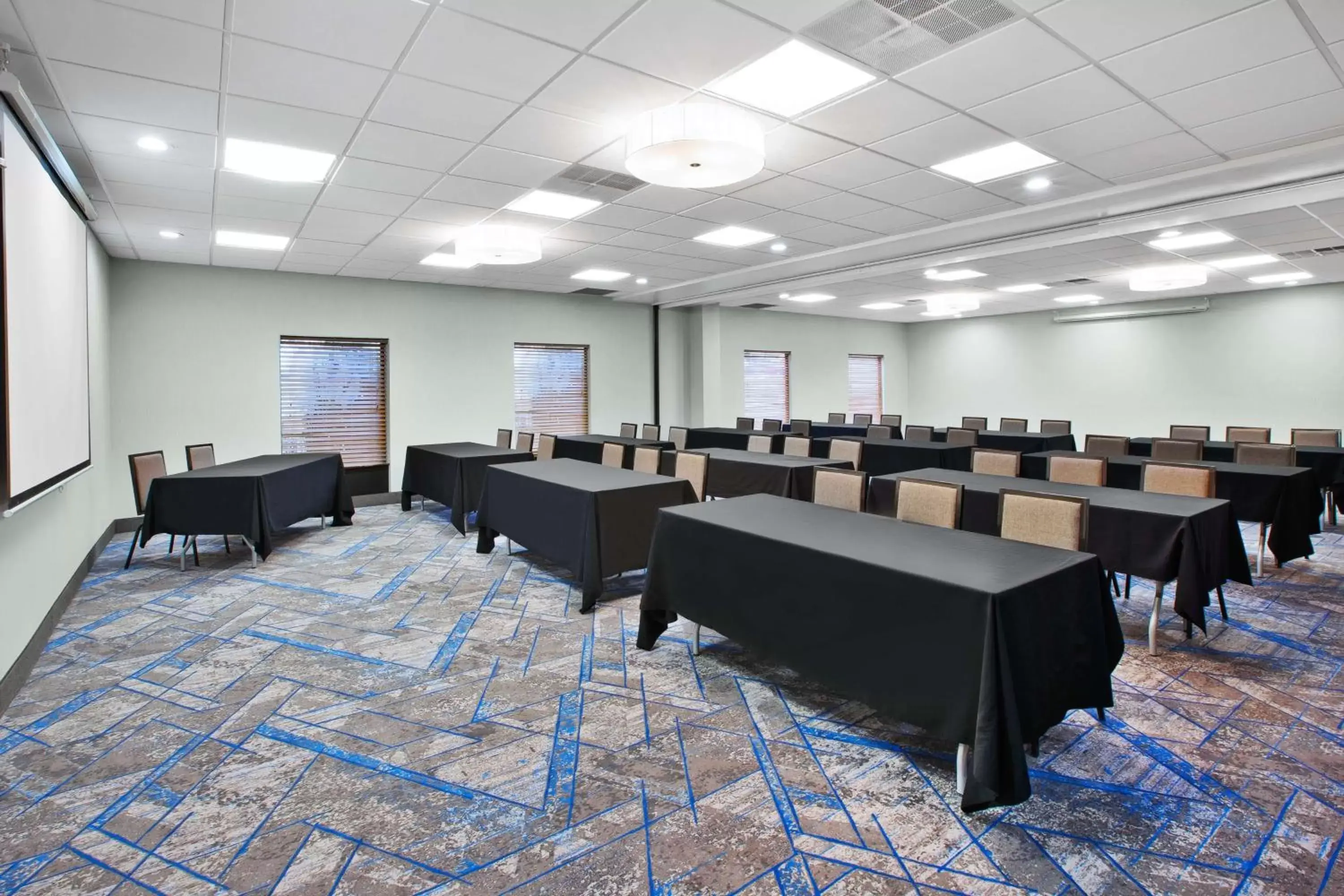 Meeting/conference room in Hampton Inn & Suites Springboro