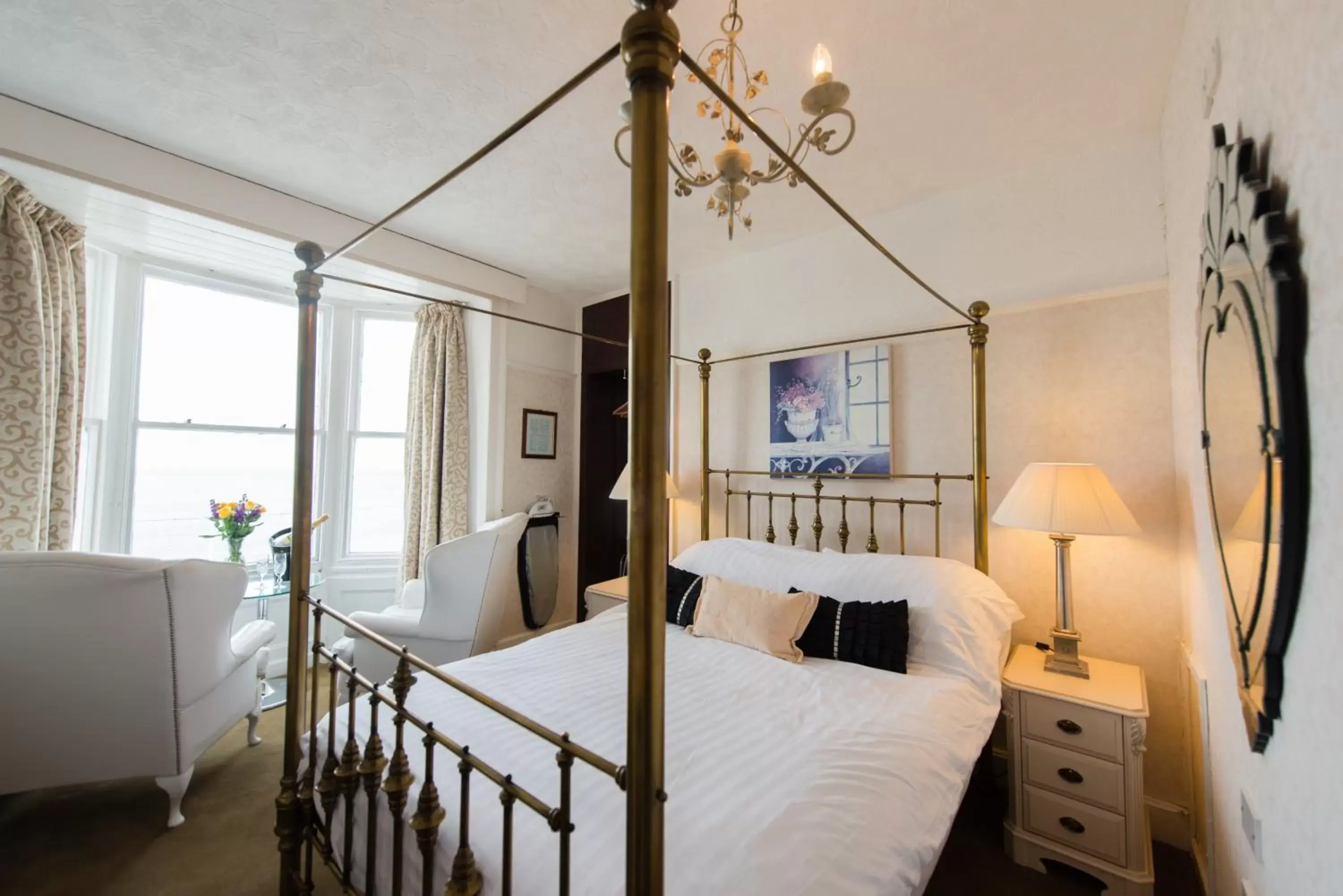 Bedroom in Gwesty'r Marine Hotel & Spa