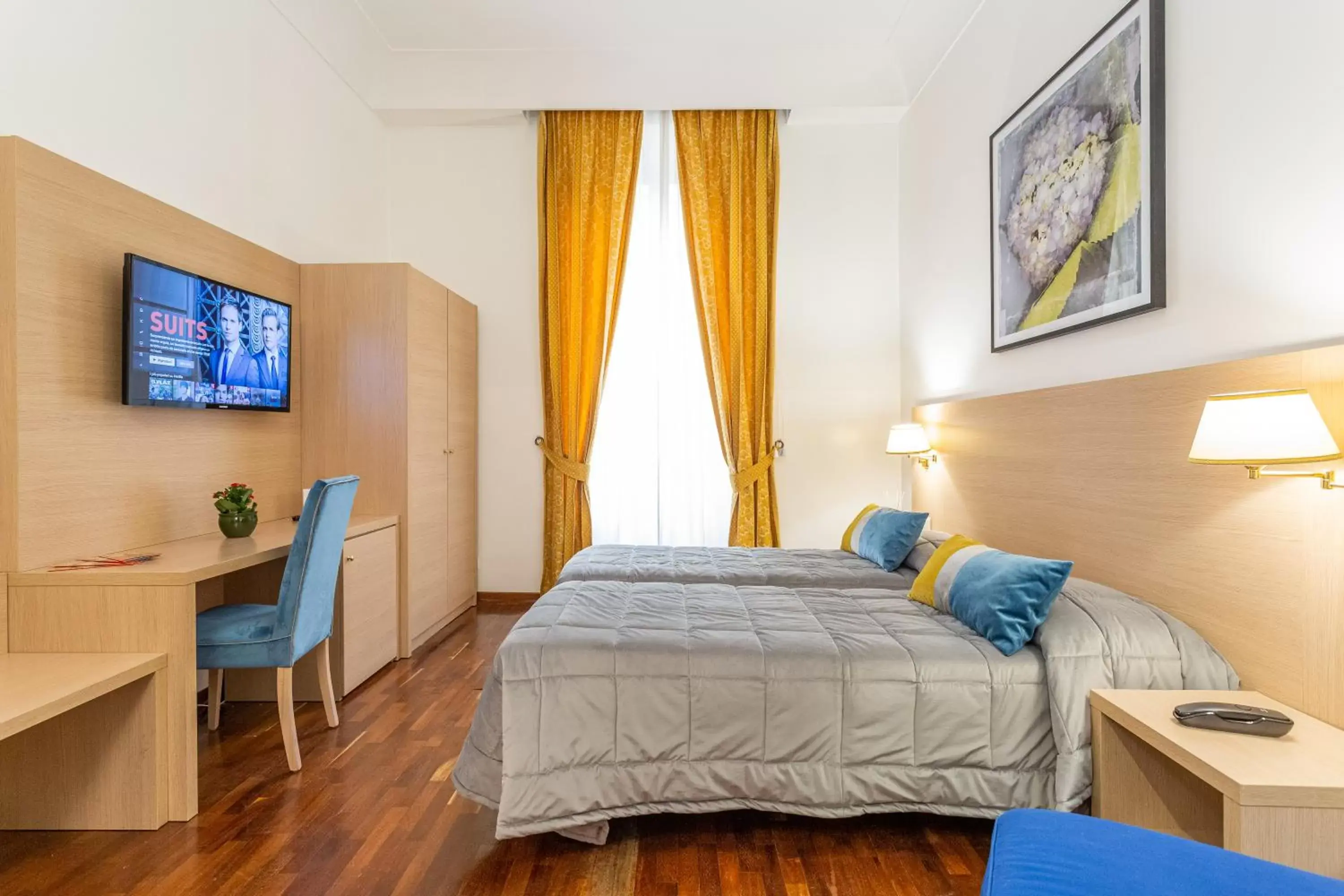 Small Triple Room in Hotel Medici