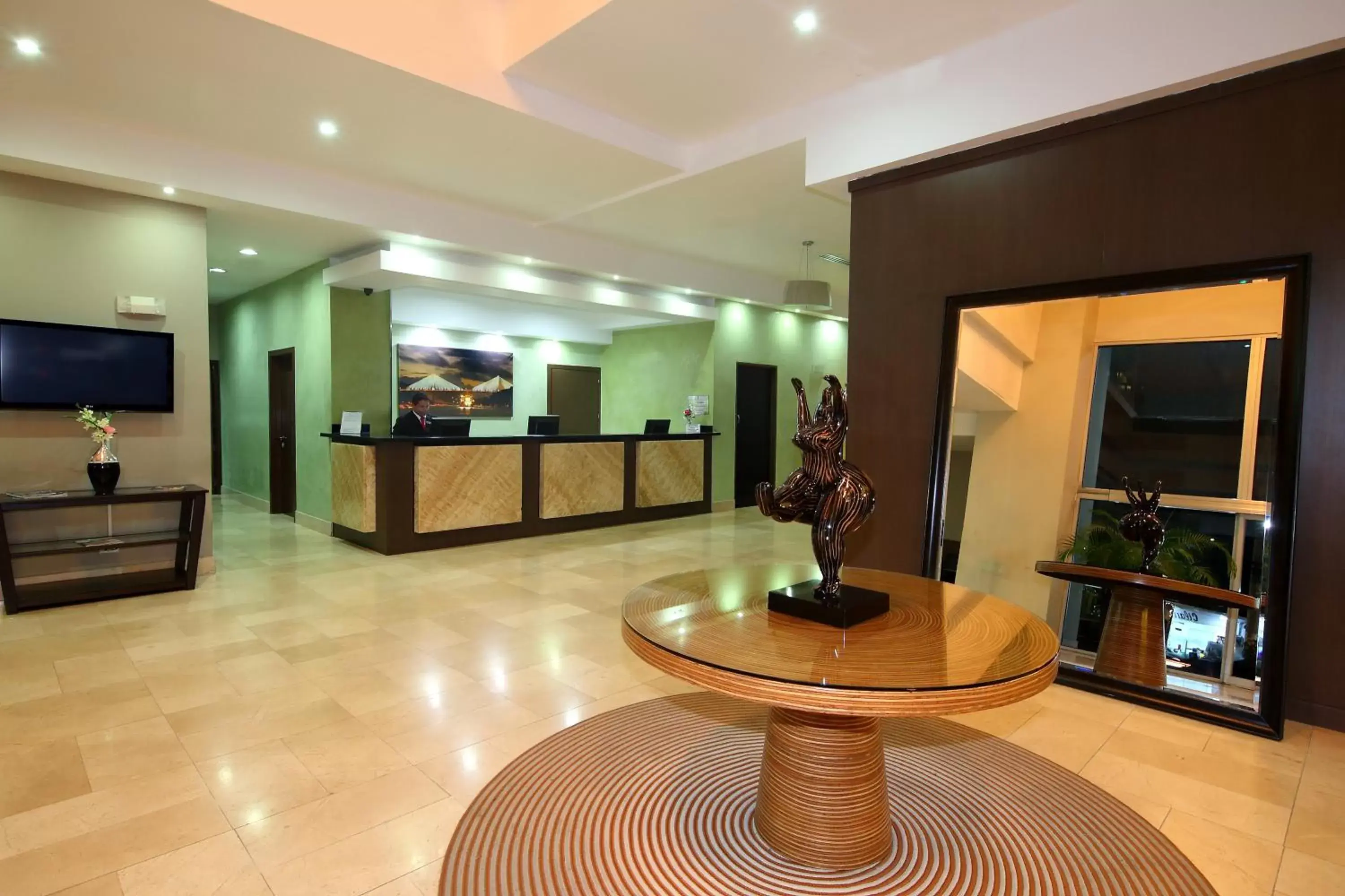 Lobby or reception, Lobby/Reception in Victoria Hotel and Suites Panama