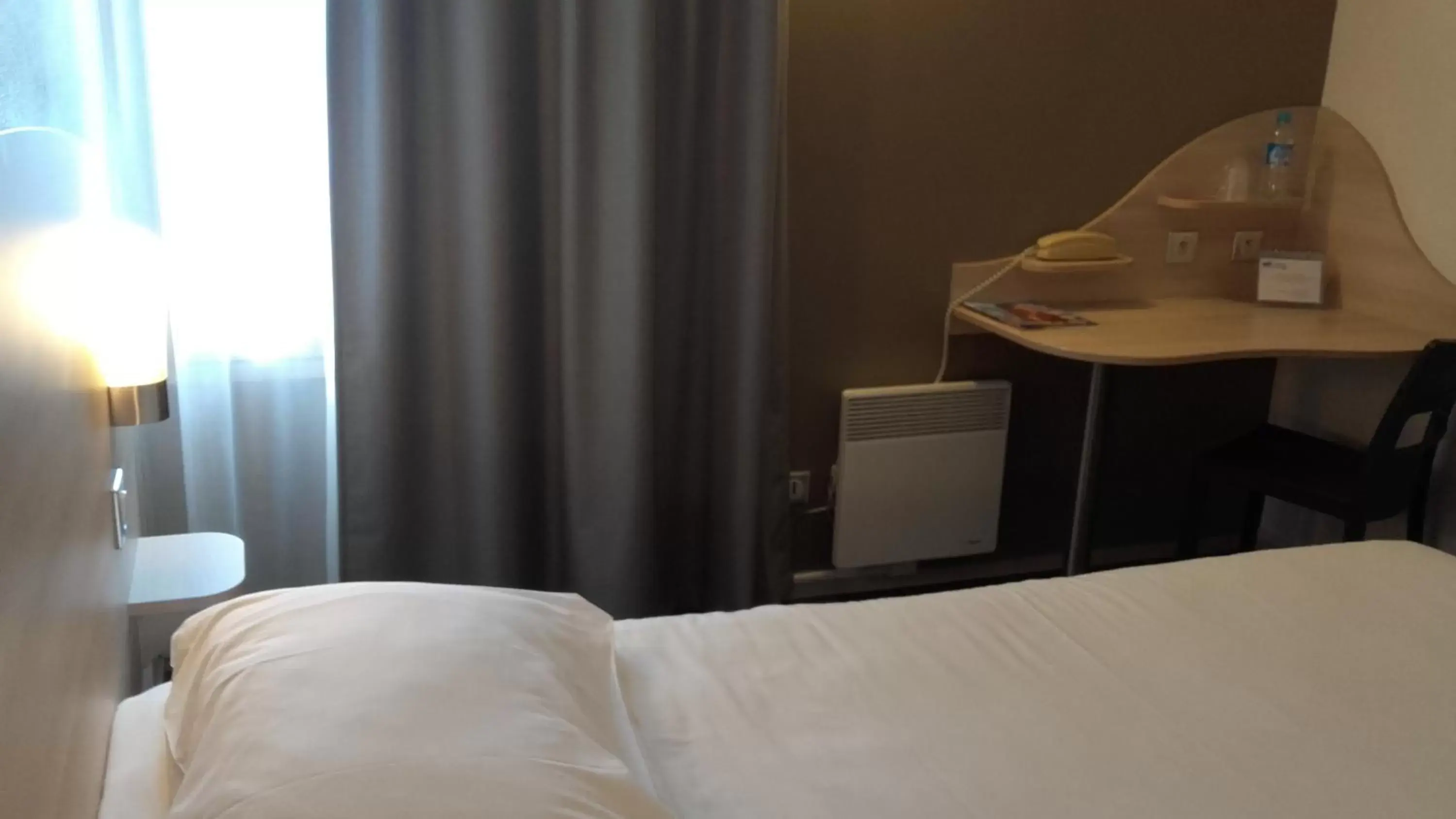 Photo of the whole room, Room Photo in Brit Hotel La Rochelle Périgny