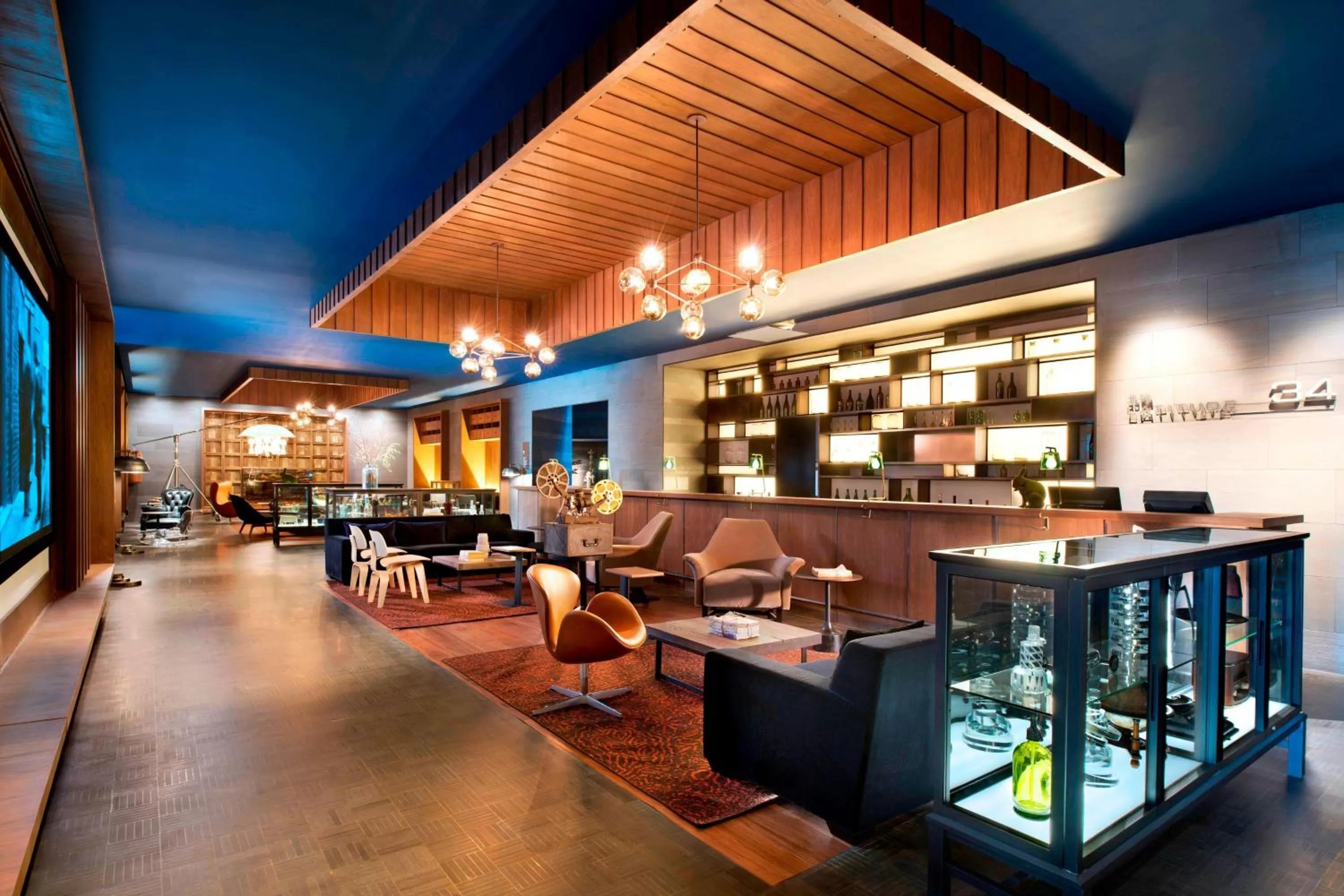 Restaurant/places to eat in Le Meridien Zhengzhou